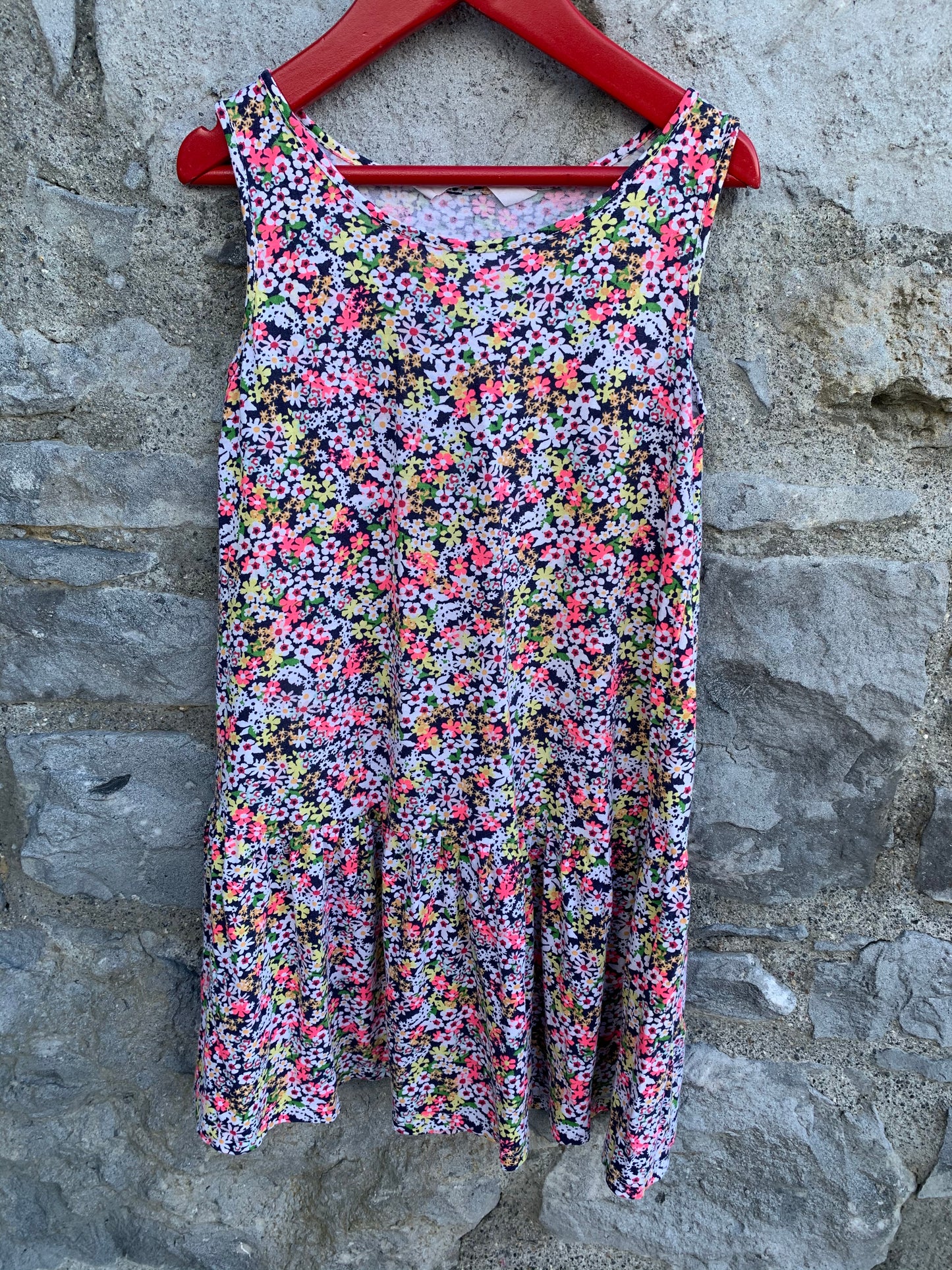 Floral sleeveless dress 6y (116cm)