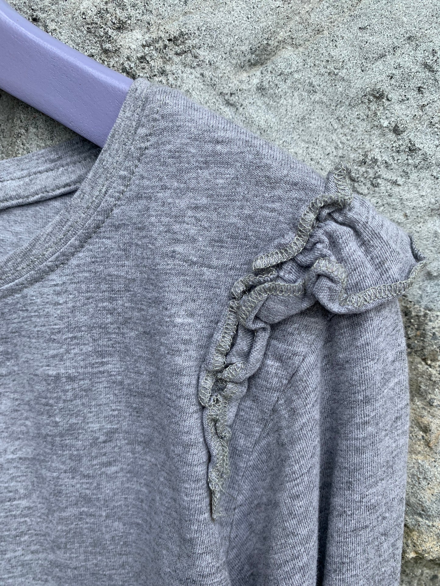 Grey top 11-12y (146-152cm)