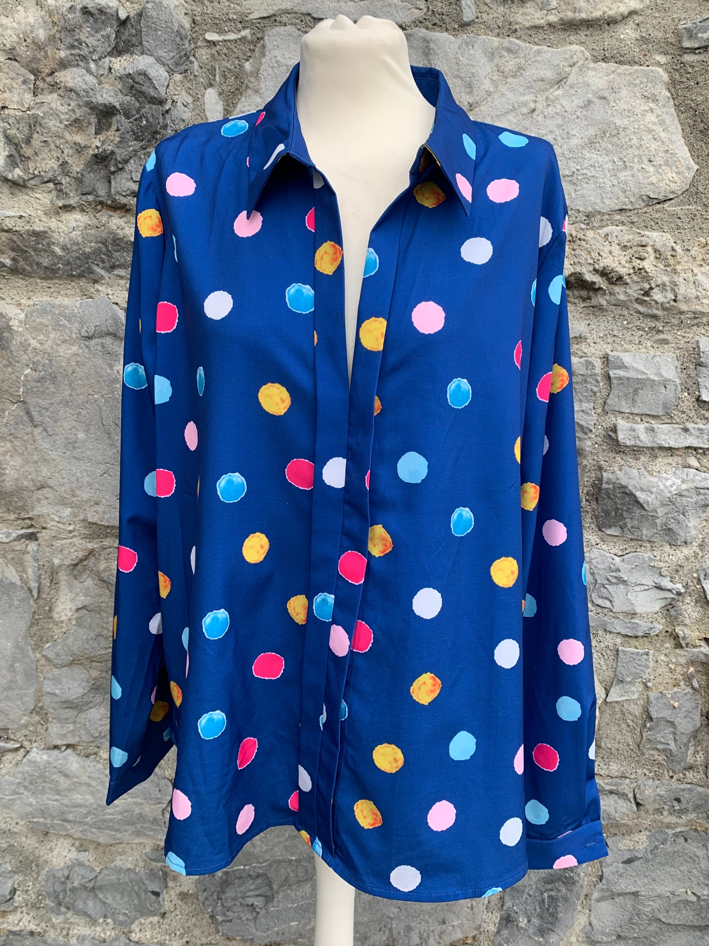 Big dots shirt uk 18-20