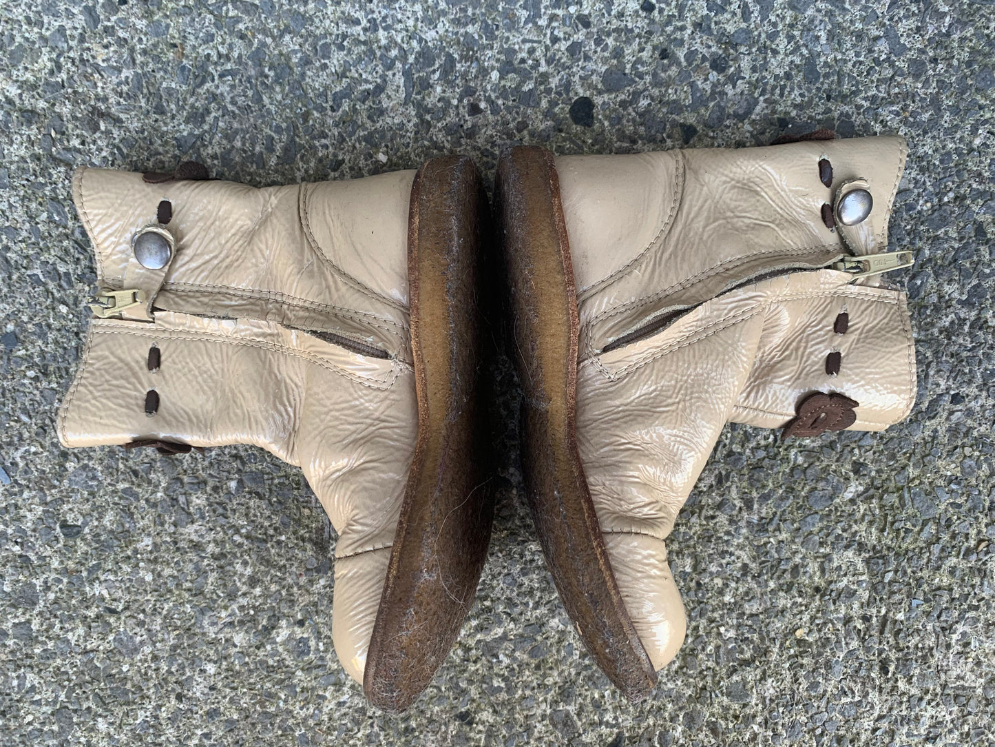 Beige boots uk 7 (eu 24)