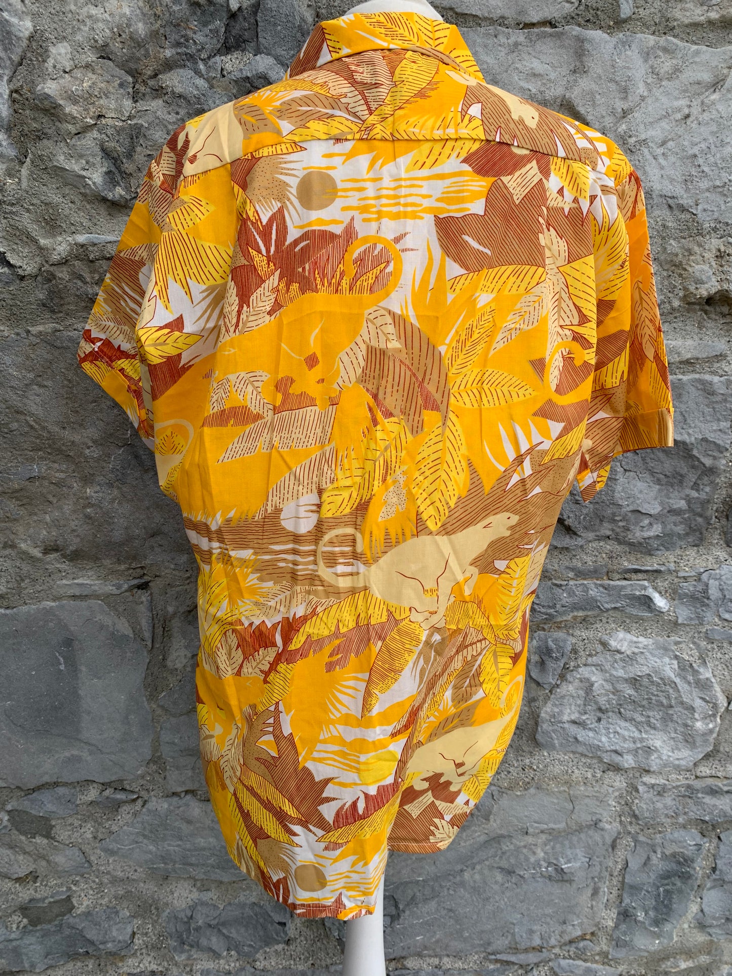 Club 70s yellow leaves&pumas shirt Medium