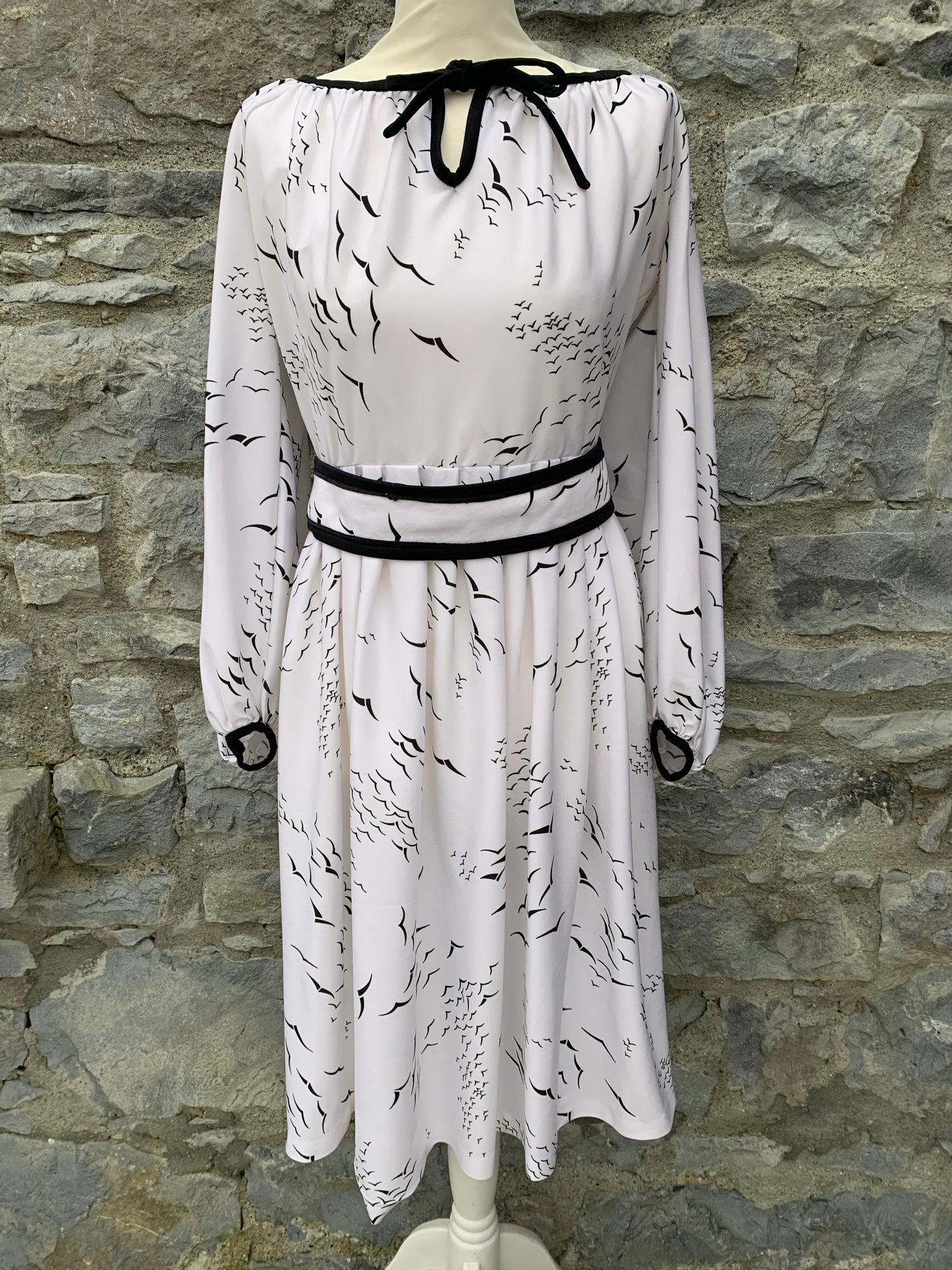 Ian Paters 80s white birds dress uk 12