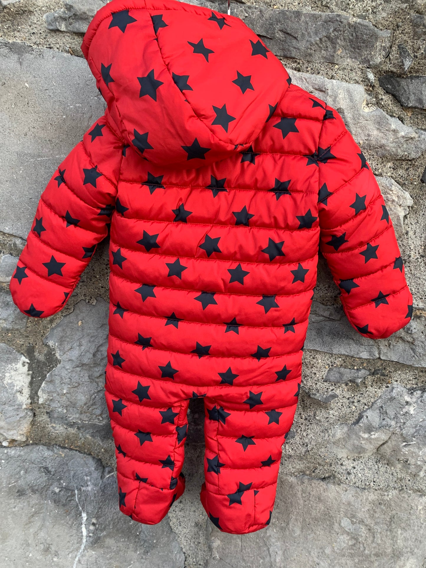 Red stars pramsuit 6-9m (68-74cm)