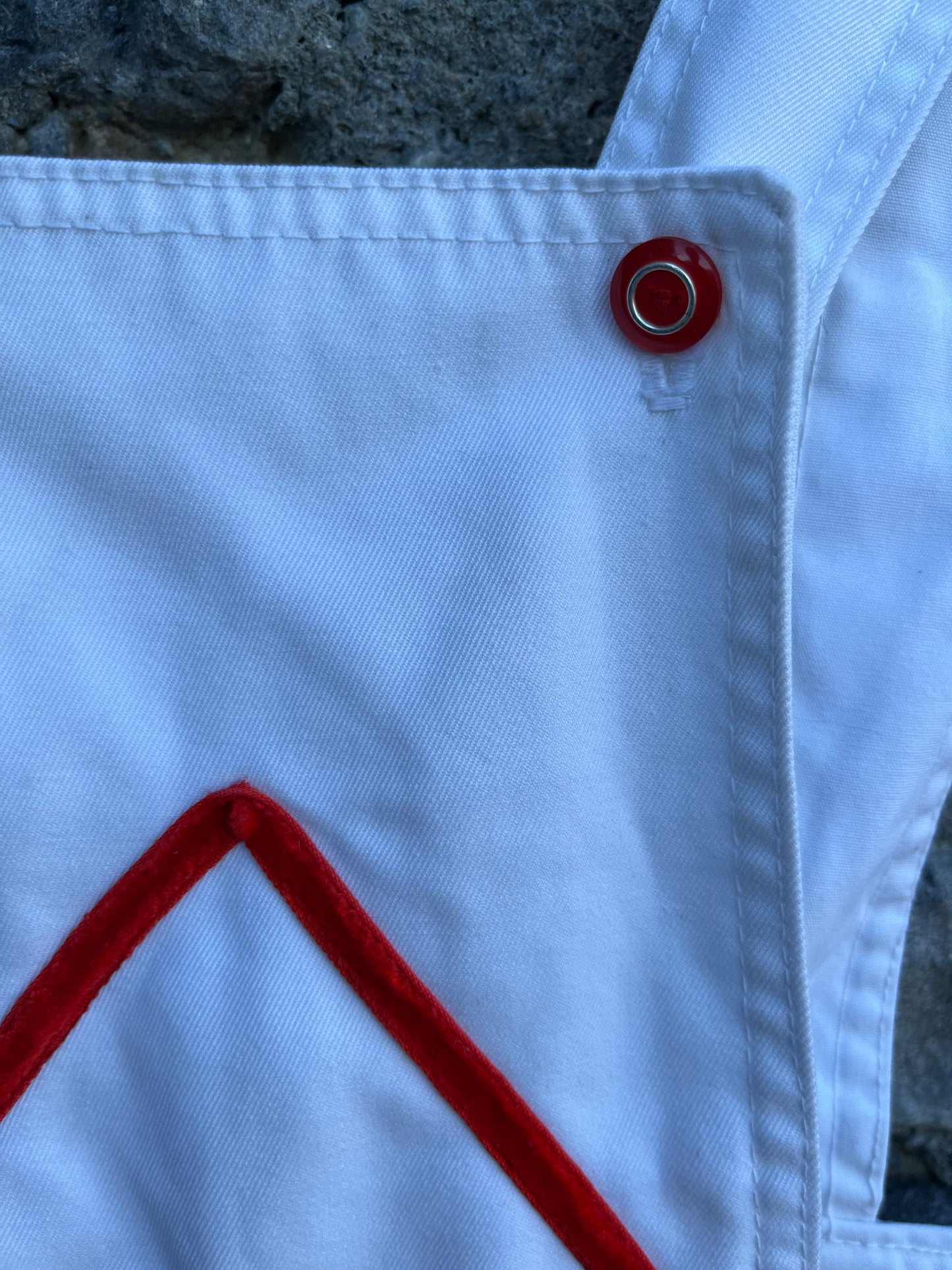 70s white pinafore 4-5y (104-110cm)