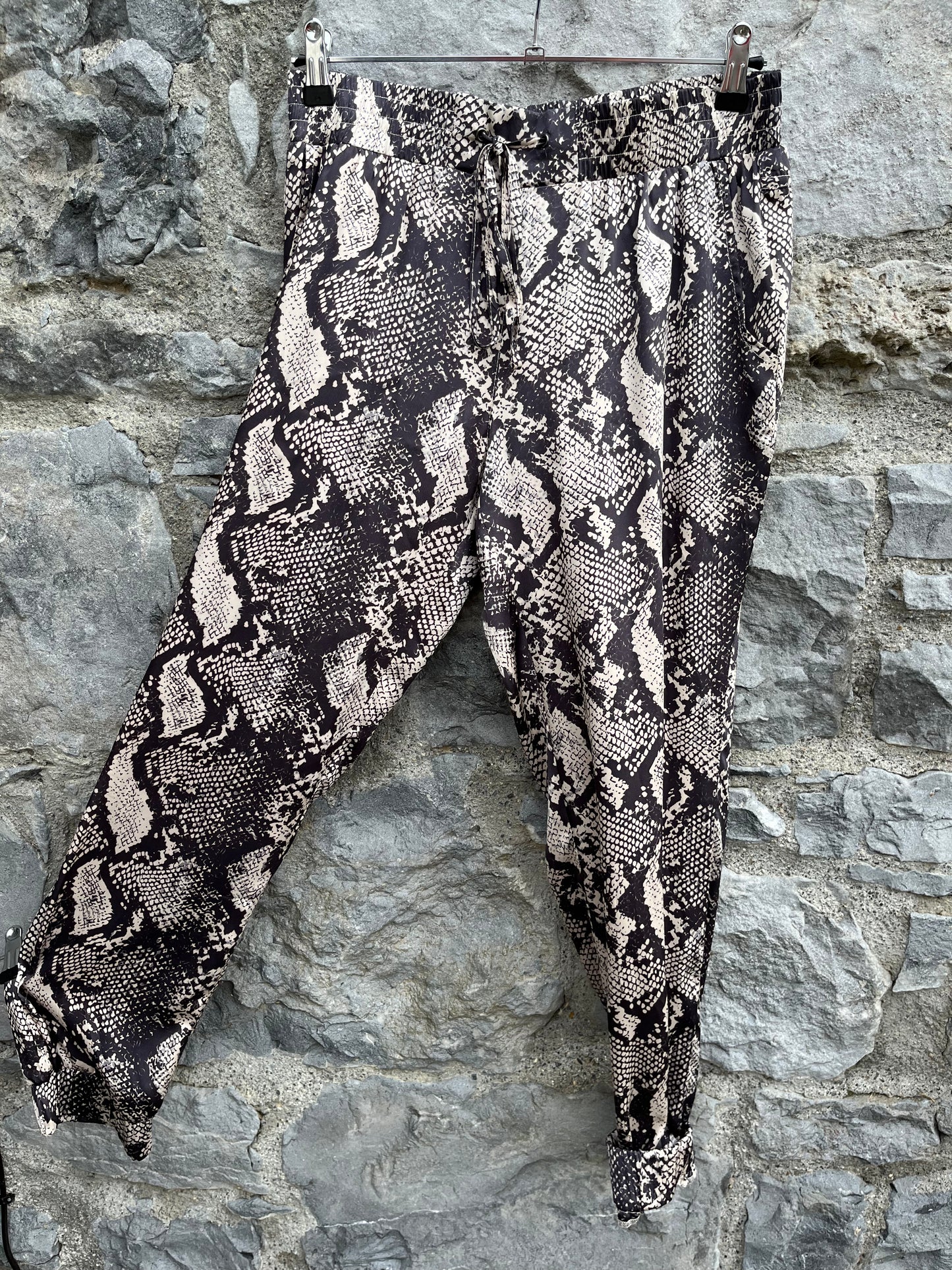 Snakeskin light pants uk 12-14