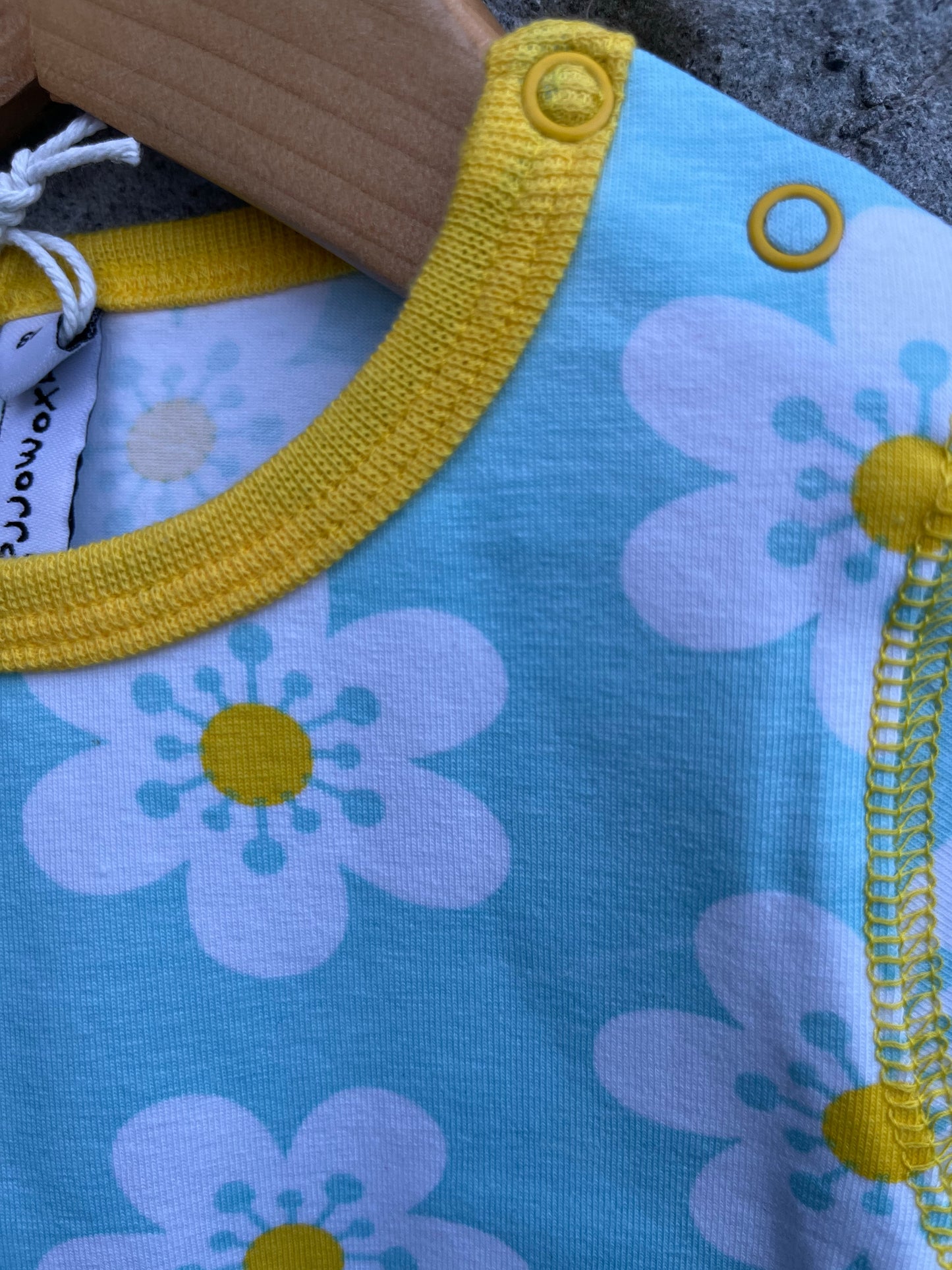 Yellow flower vest 12m (80cm)
