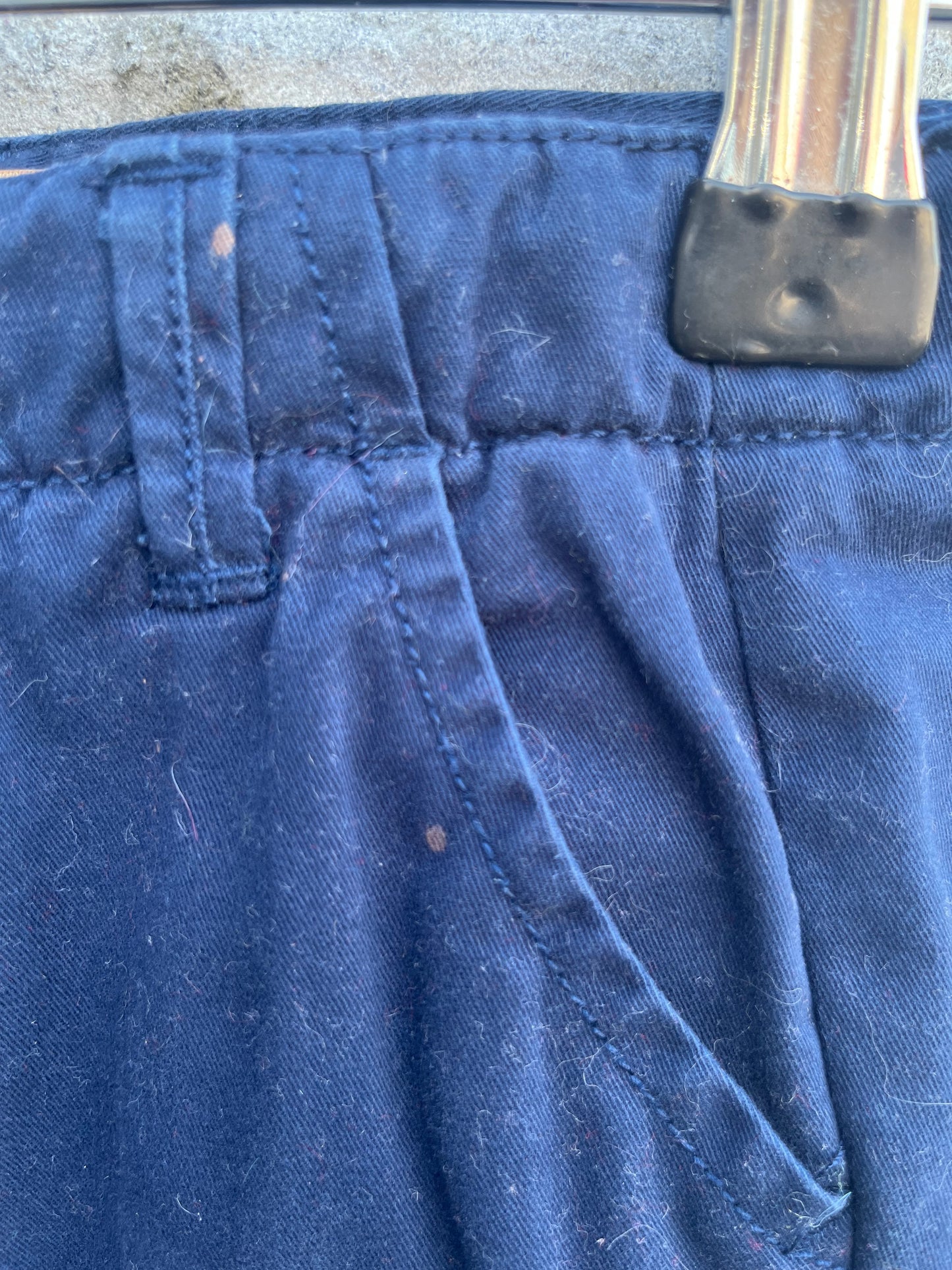 Navy chinos 6-9m (68-74cm)