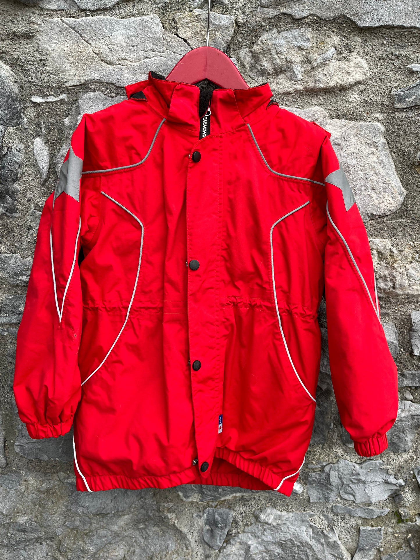Red winter jacket 7-8y (122-128cm)