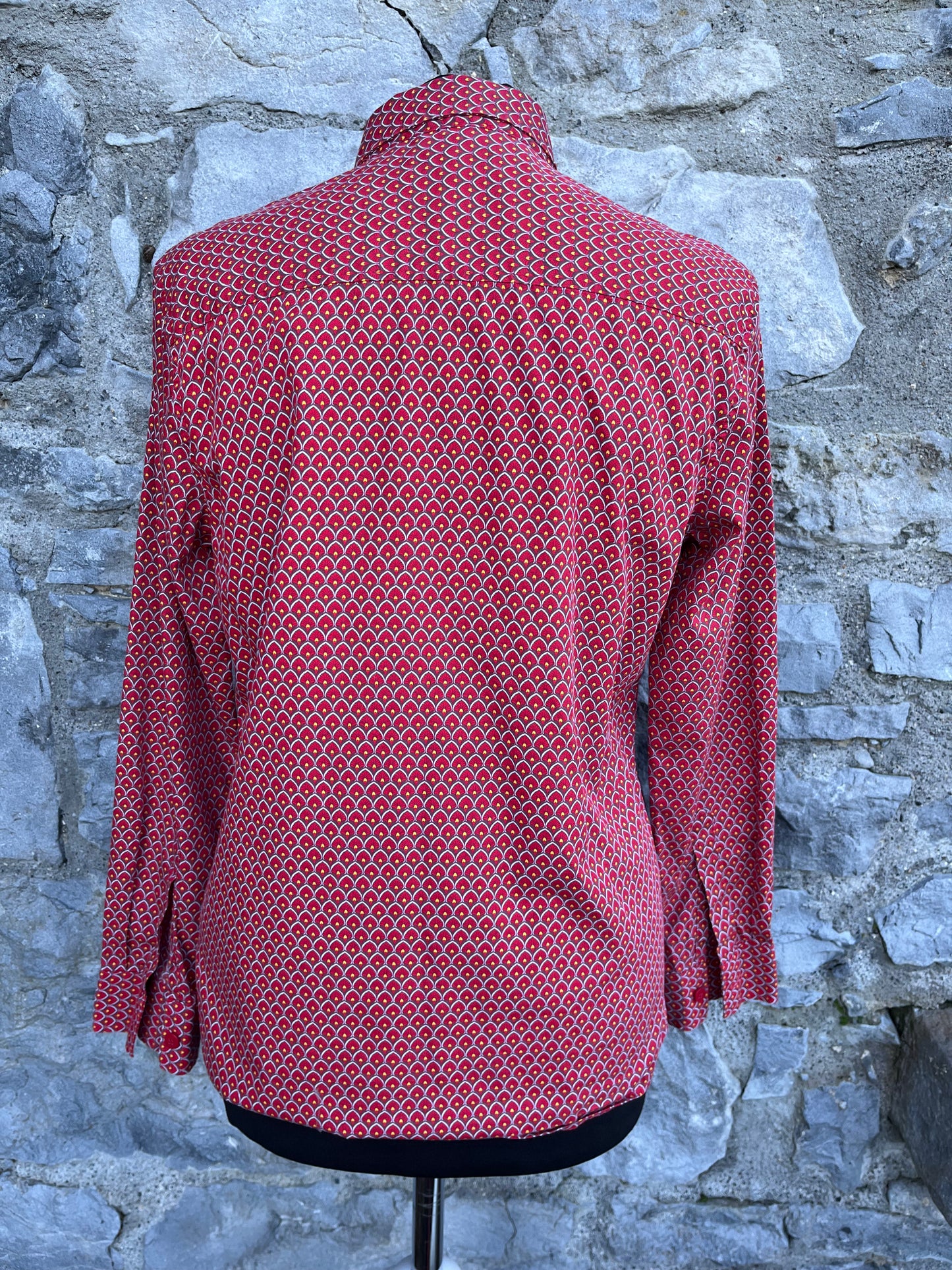 Red scales shirt 12-13y (152-158cm)