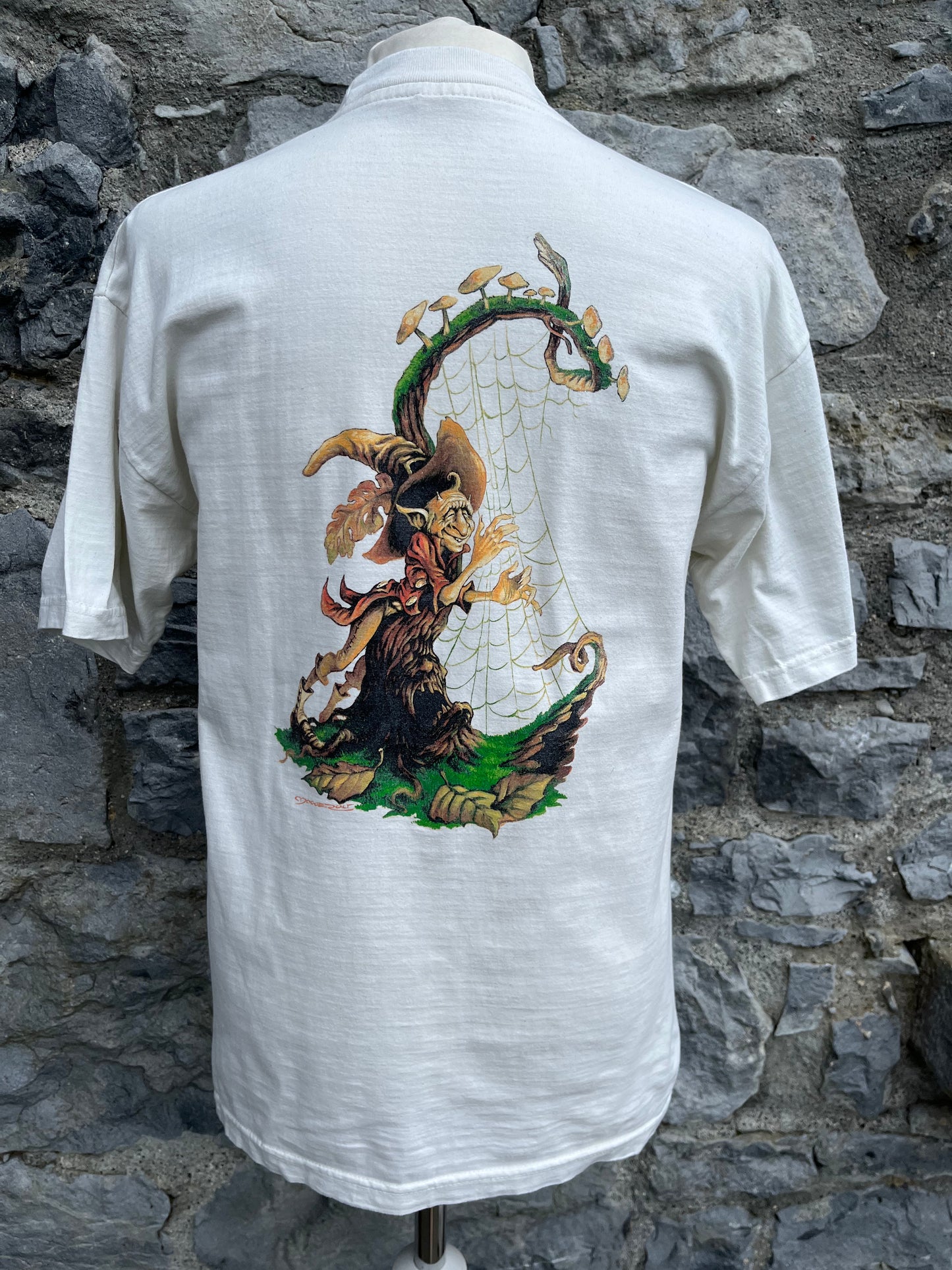 B&C Gnome T-shirt uk 8-10