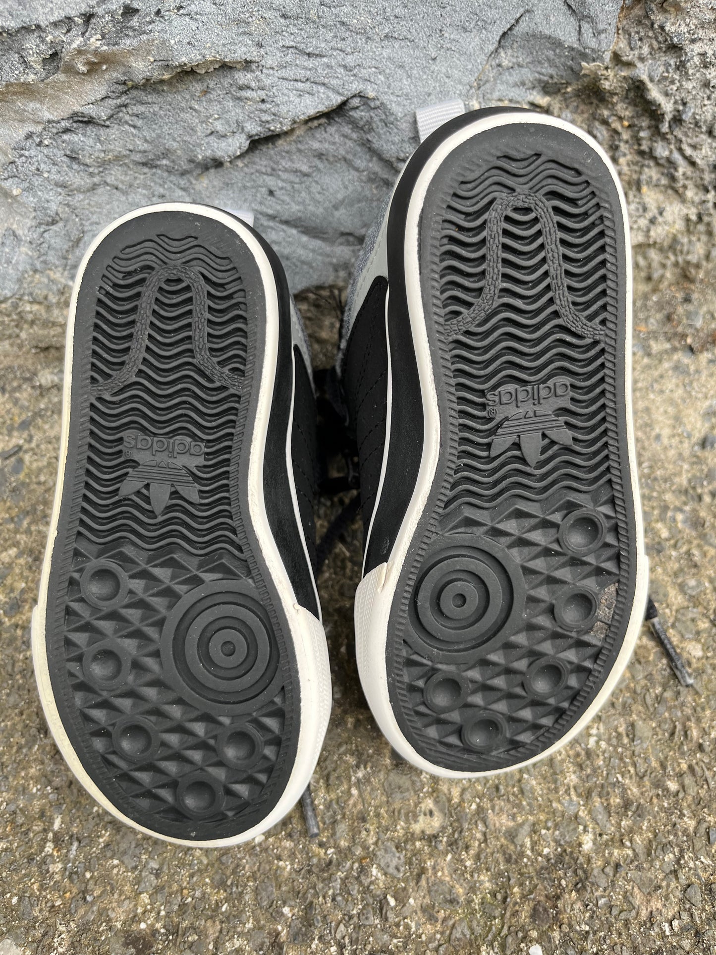 Black runners uk 6 (eu 24)