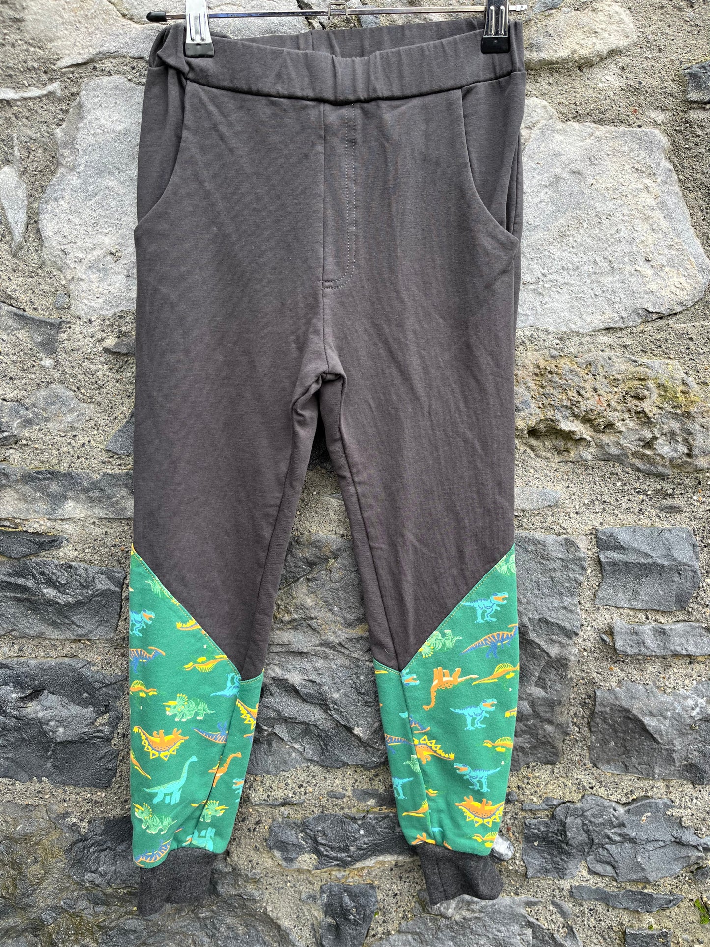 Dinosaurs joggers 8-9y (128-134cm)