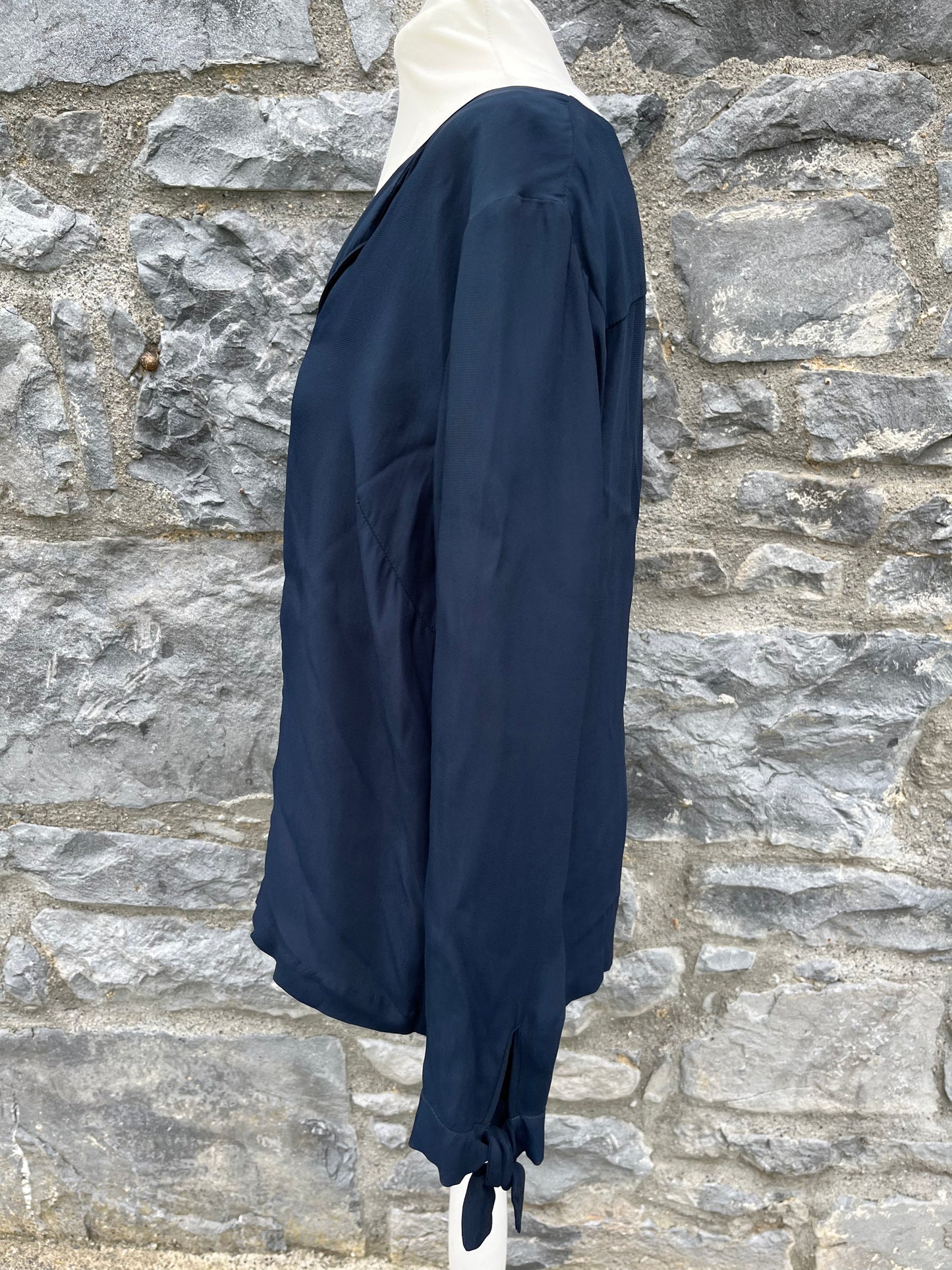 Navy top uk 10