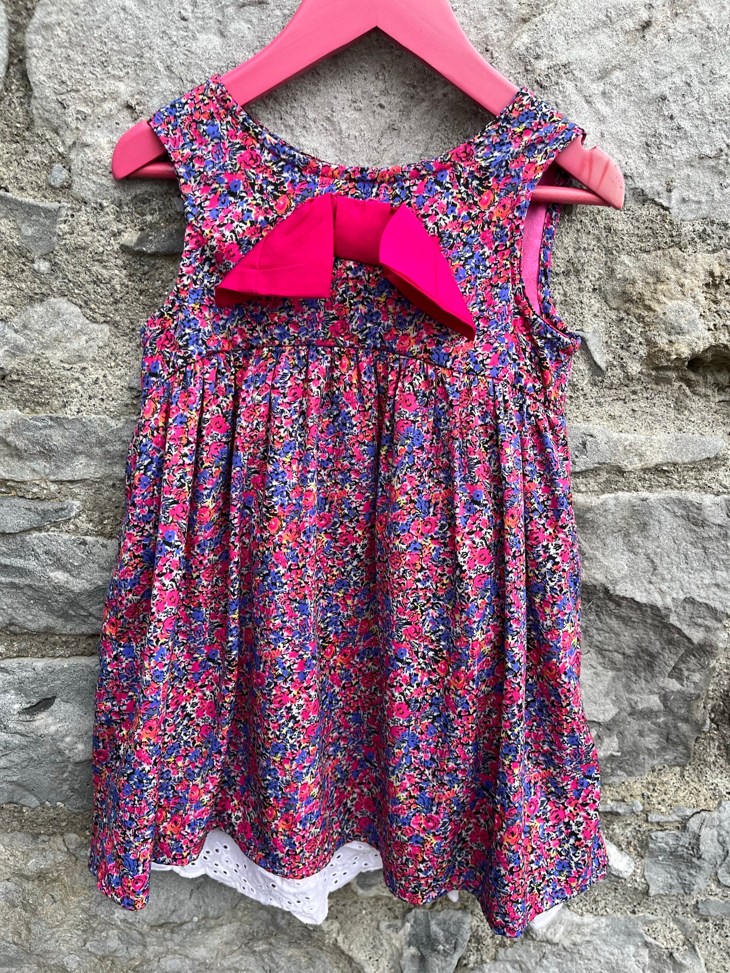 Flowers dress with a bow 2-3y (92-98cm)