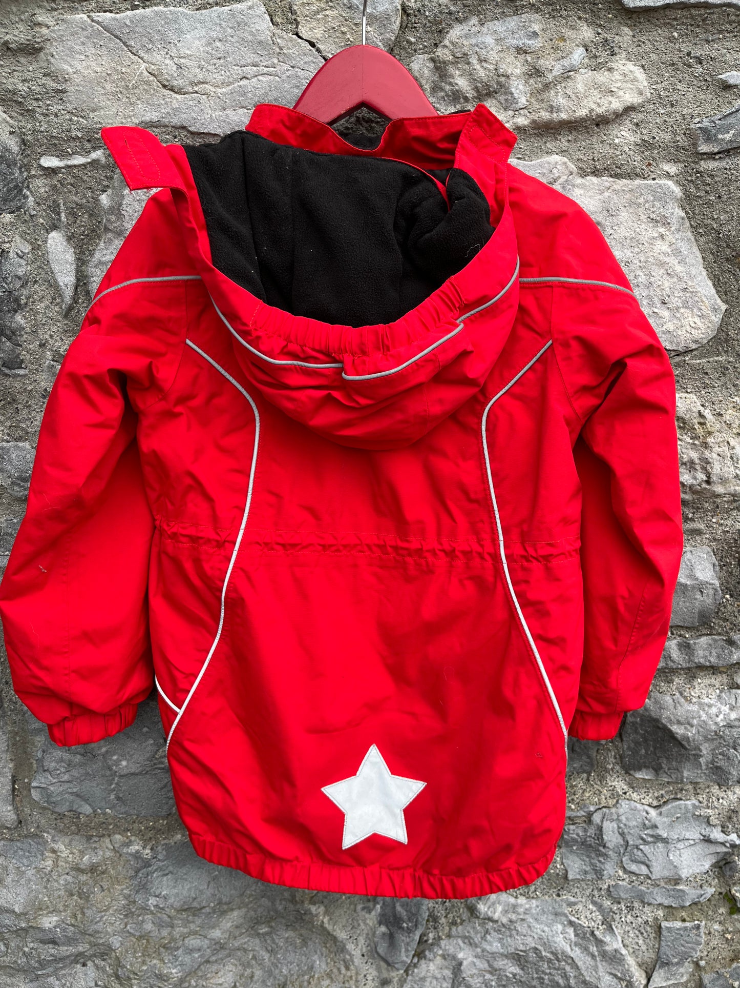 Red winter jacket 7-8y (122-128cm)
