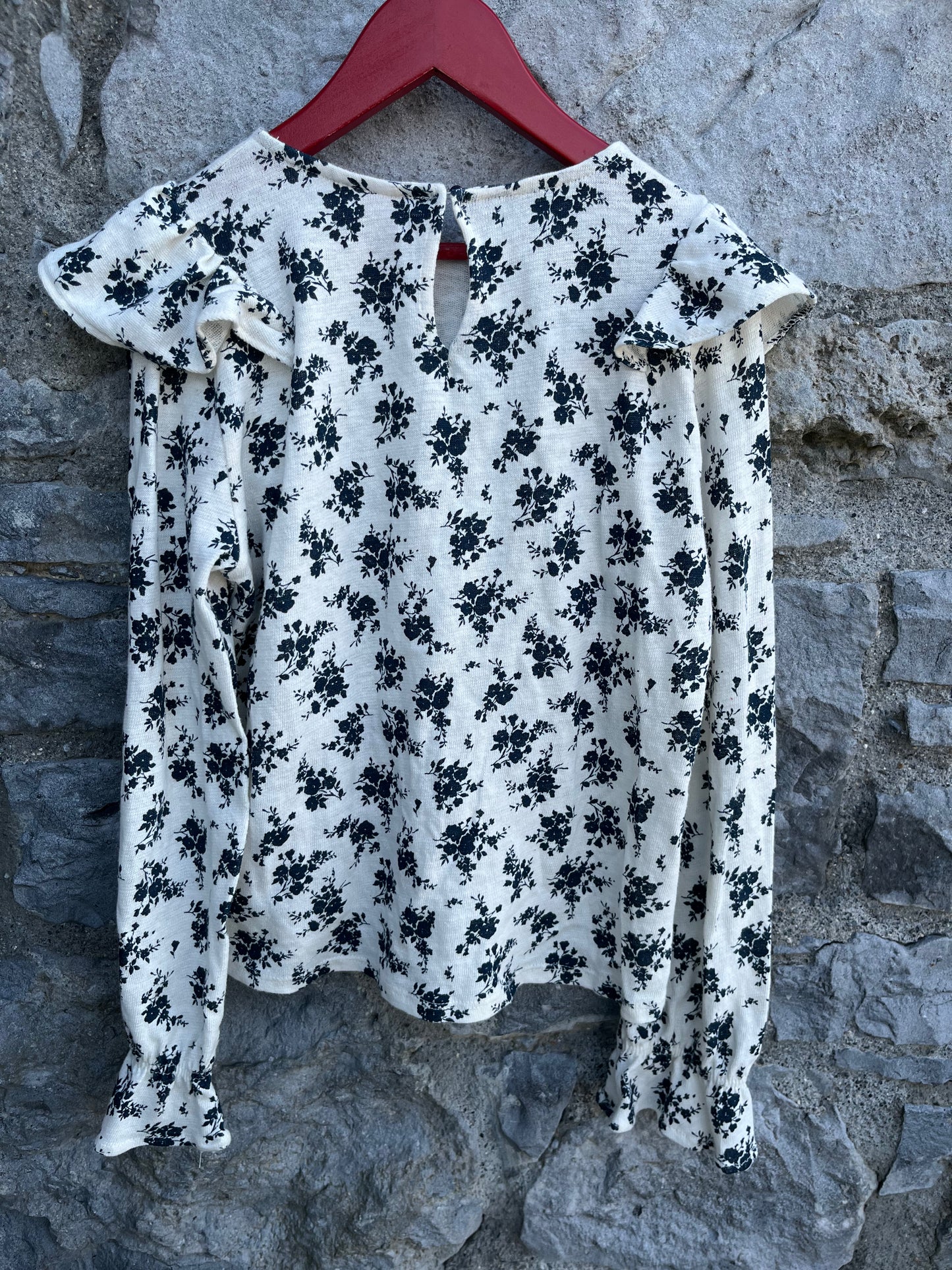 Floral top with ruffles 13-14y (158-164cm)