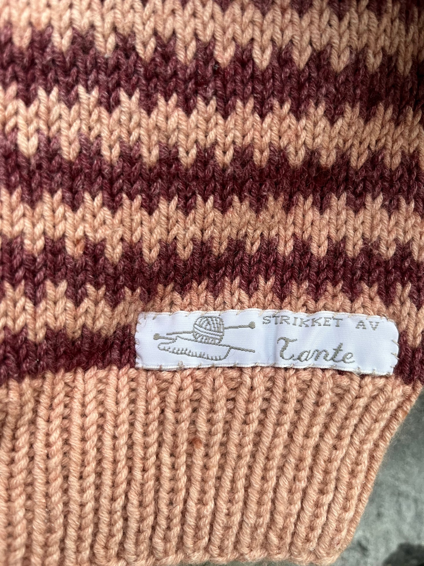Maroon&peach stripes jumper 6-7y (116-122cm)