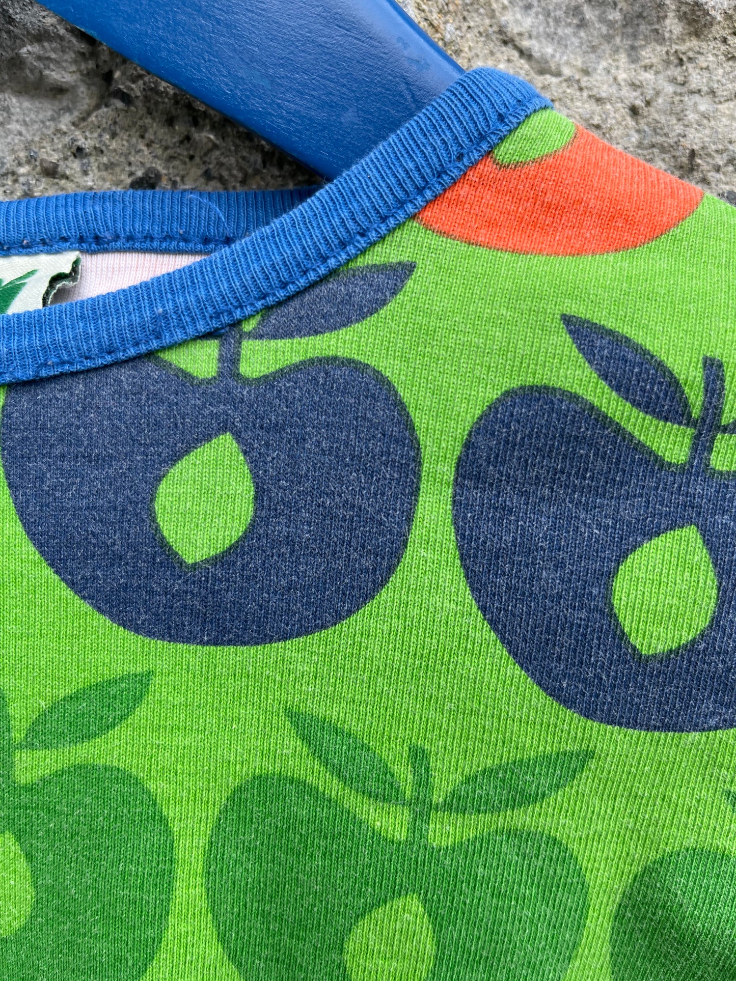 Green apples top 18-24m (86-92cm)
