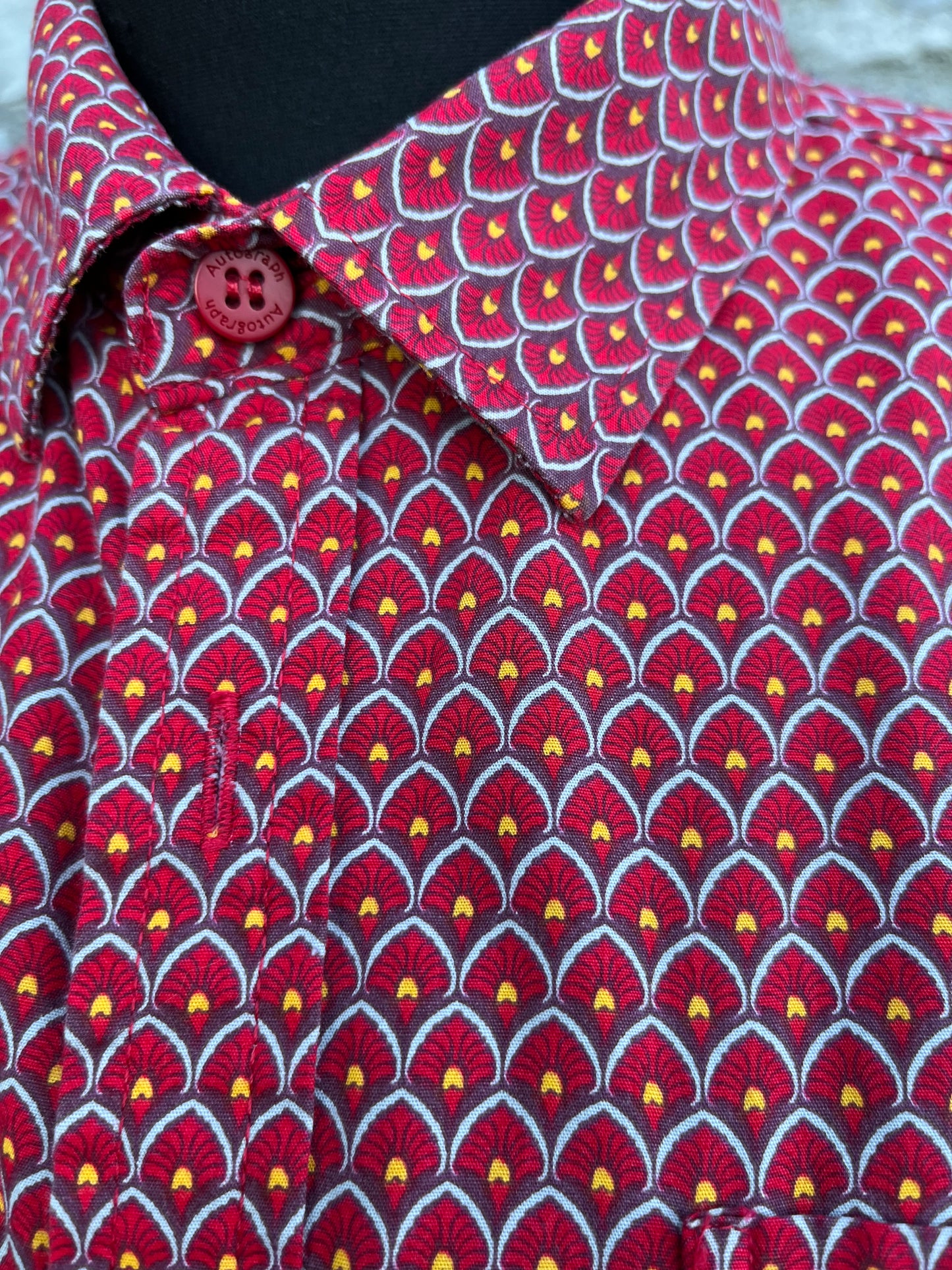 Red scales shirt 12-13y (152-158cm)