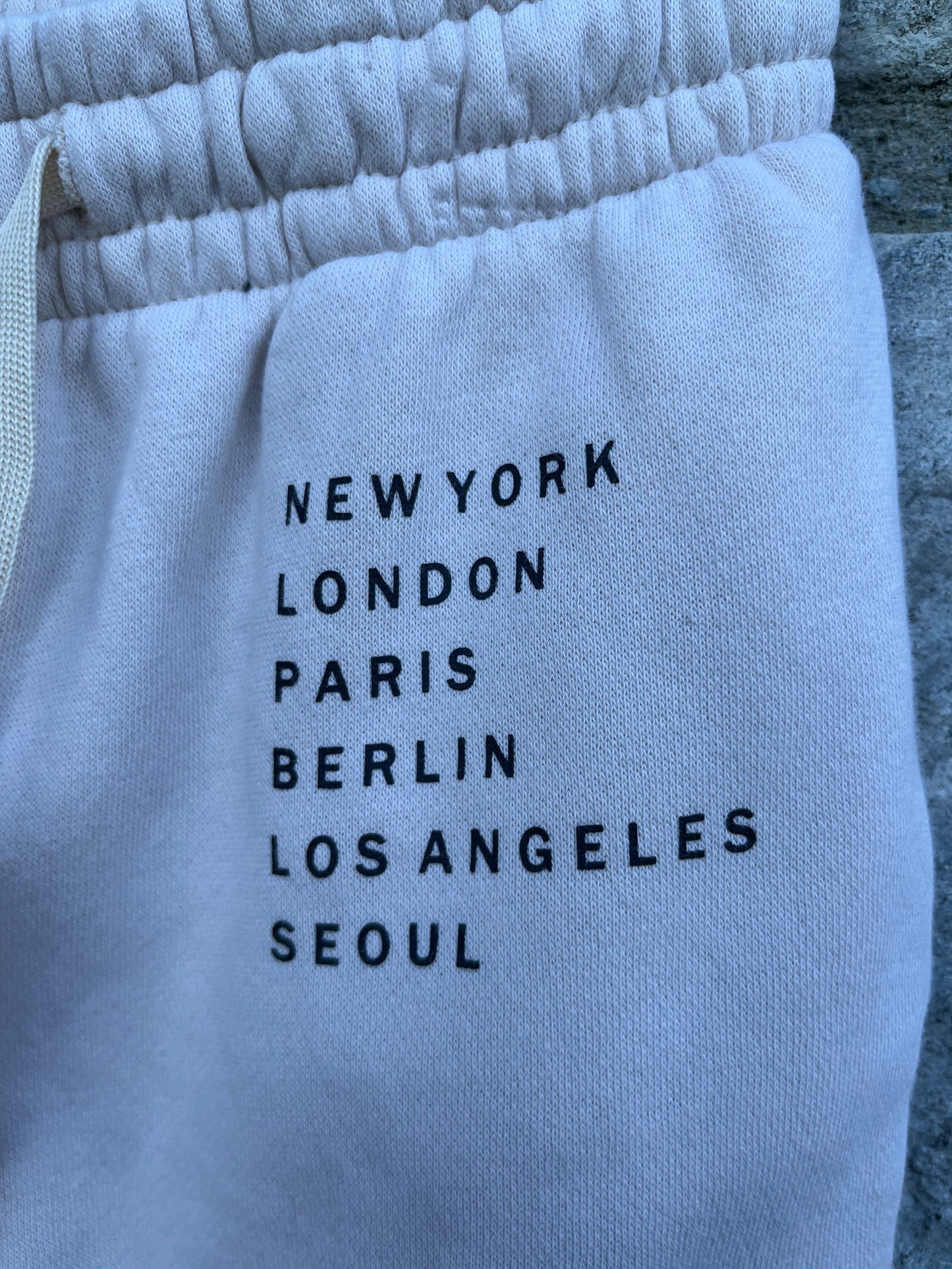 Beige tracksuit bottoms 2-3y (92-98cm)