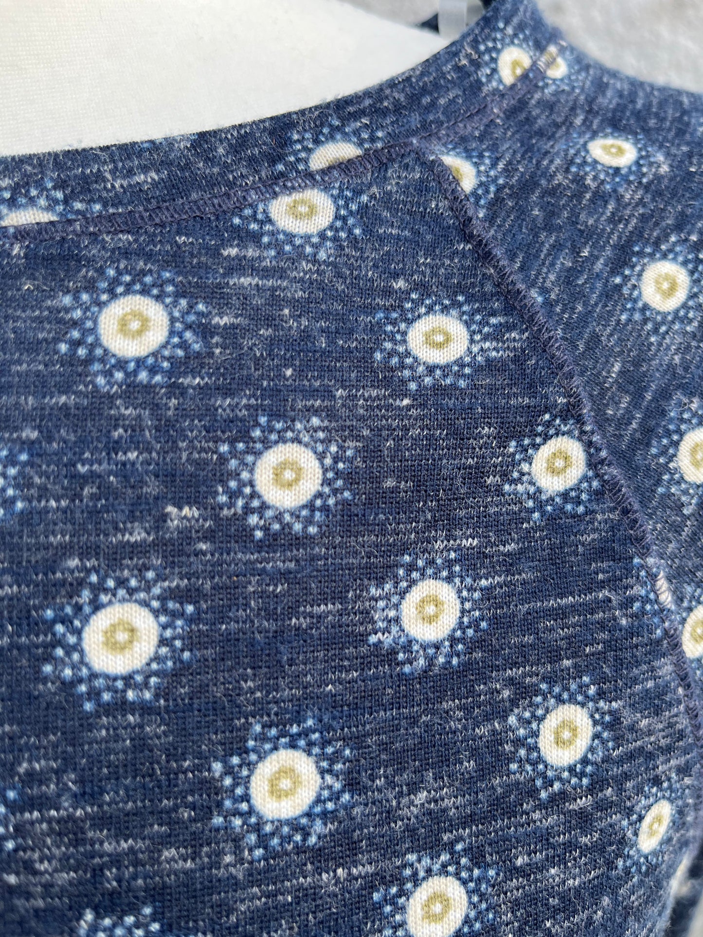 Sun dots top uk 8