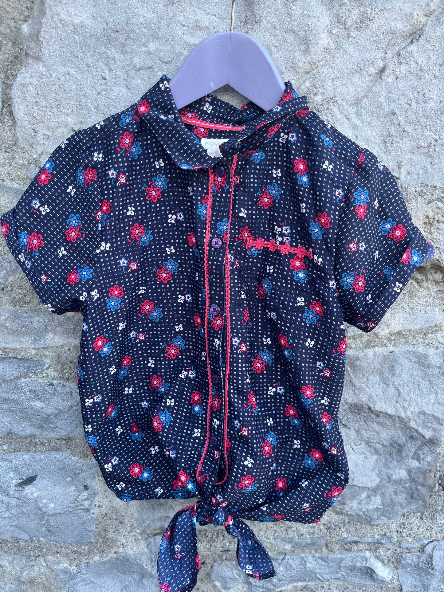 Floral shirt 10-11y (140-146cm)