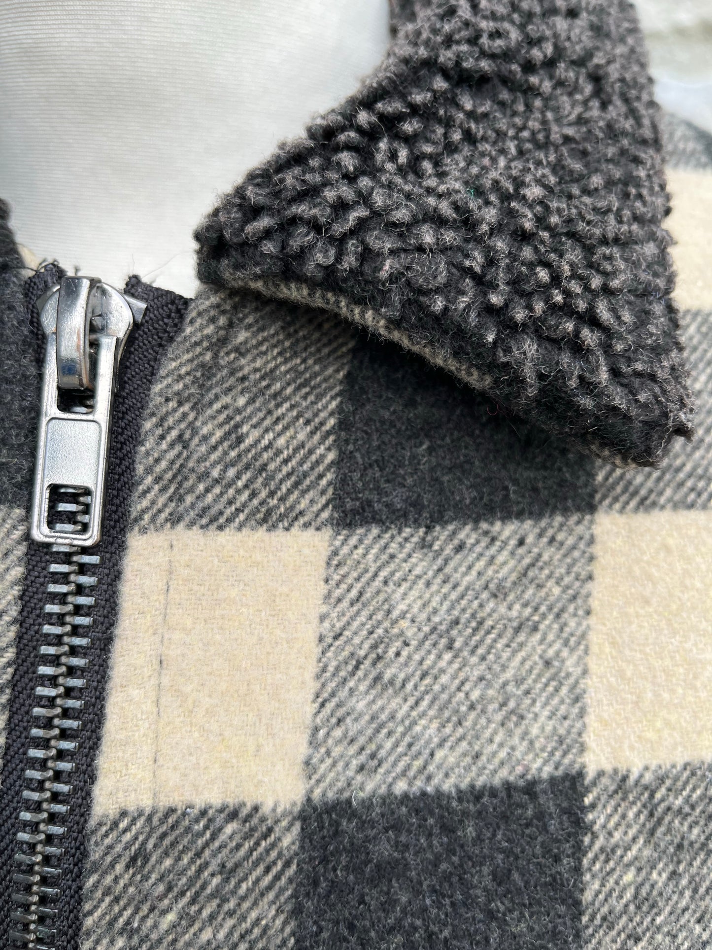 Black&beige check jacket 12-13y (152-158cm)