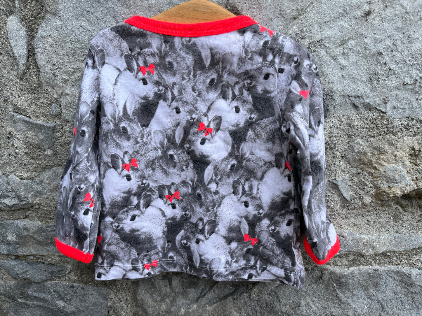 Grey bunnies top 3-6m (62-68cm)