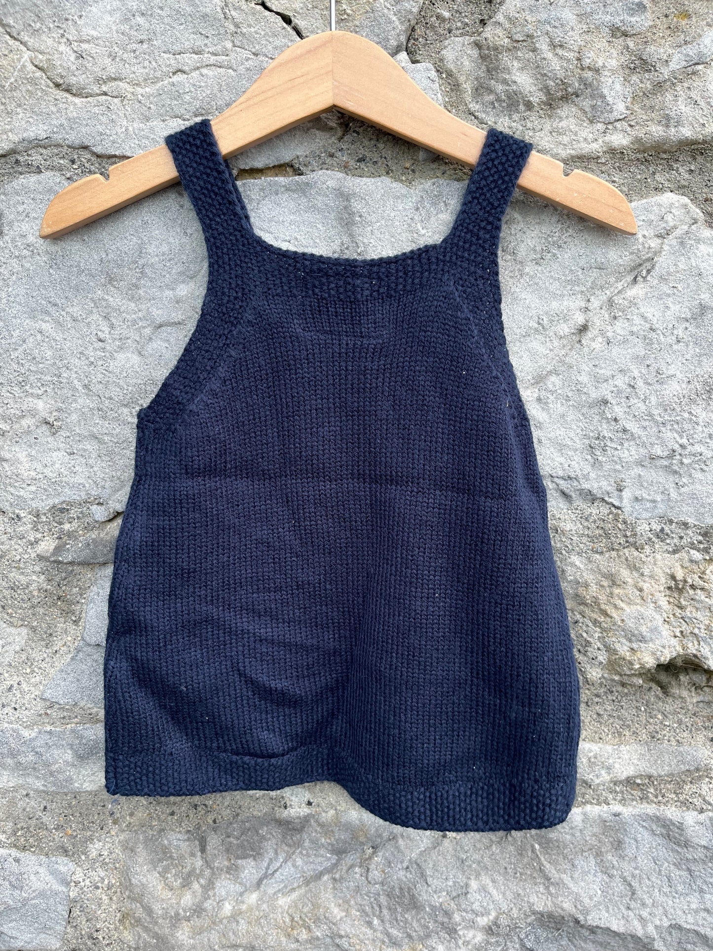 Rainbow knitted pinafore 3-6m (62-68cm)