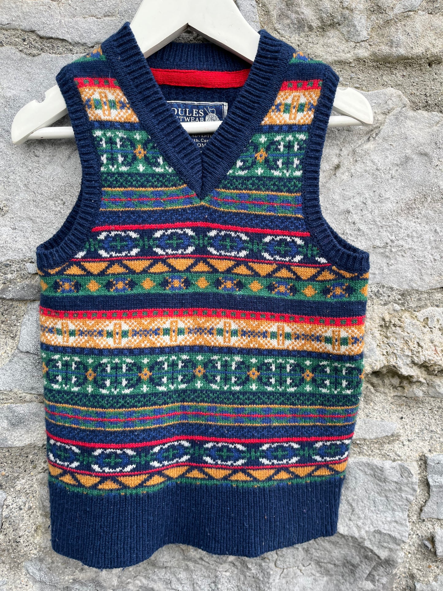 Knitted gilet 4y (104cm)