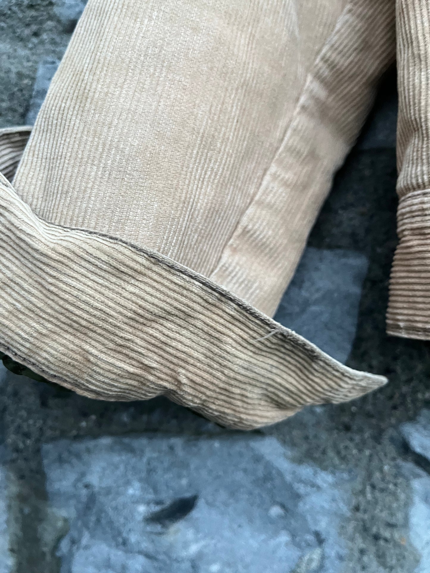 Beige cord jacket 5-6y (110-116cm)