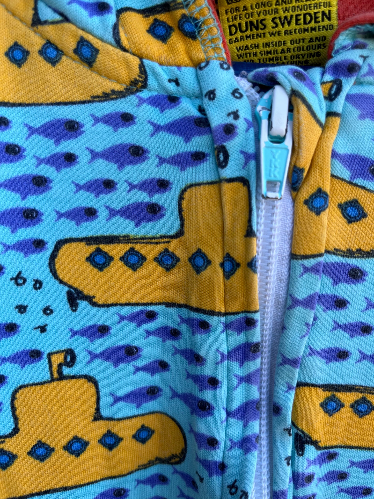 Submarine hooded onesie 9-12m (74-80cm)