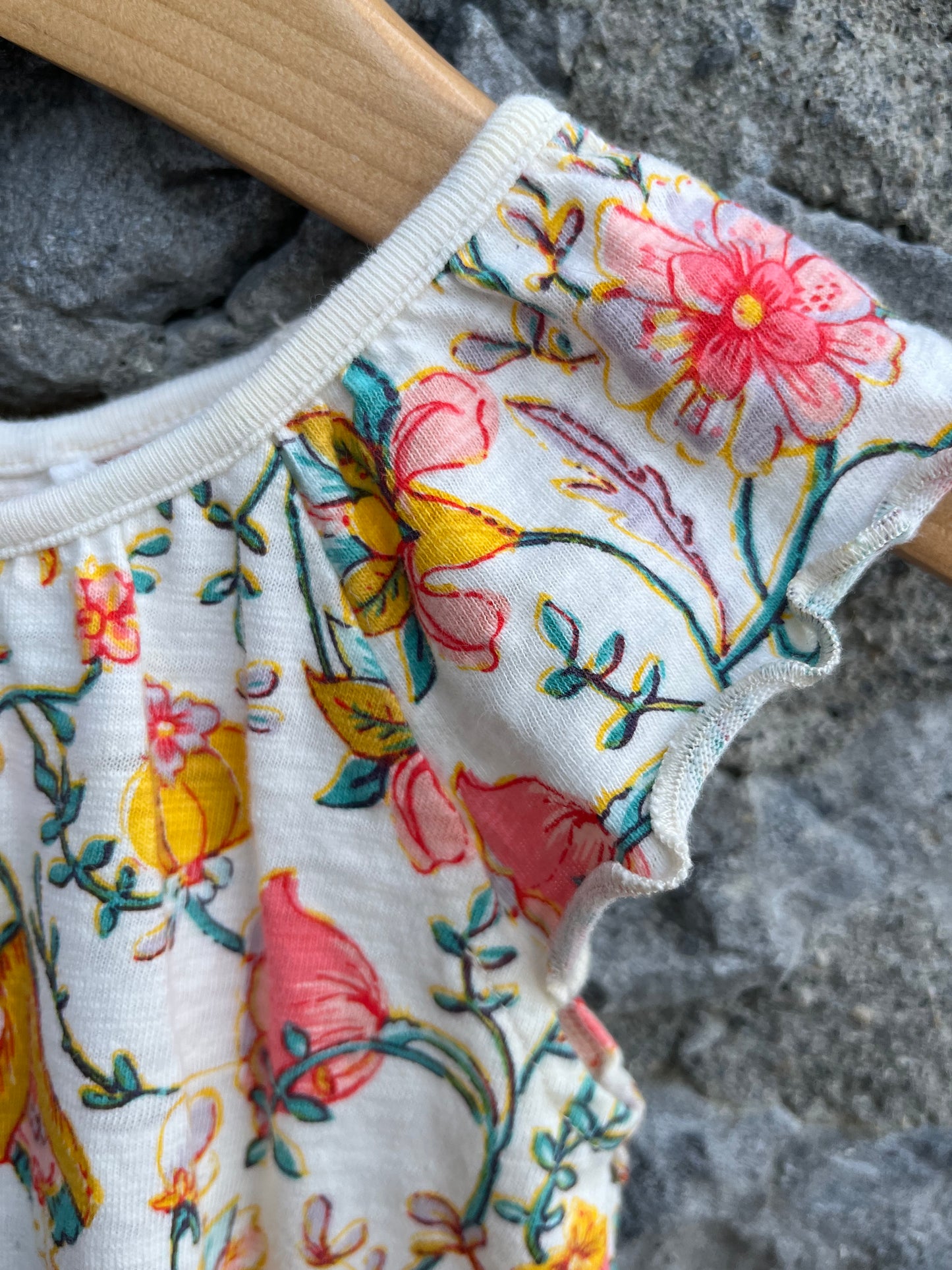 Floral rompers 3-6m (62-68cm)