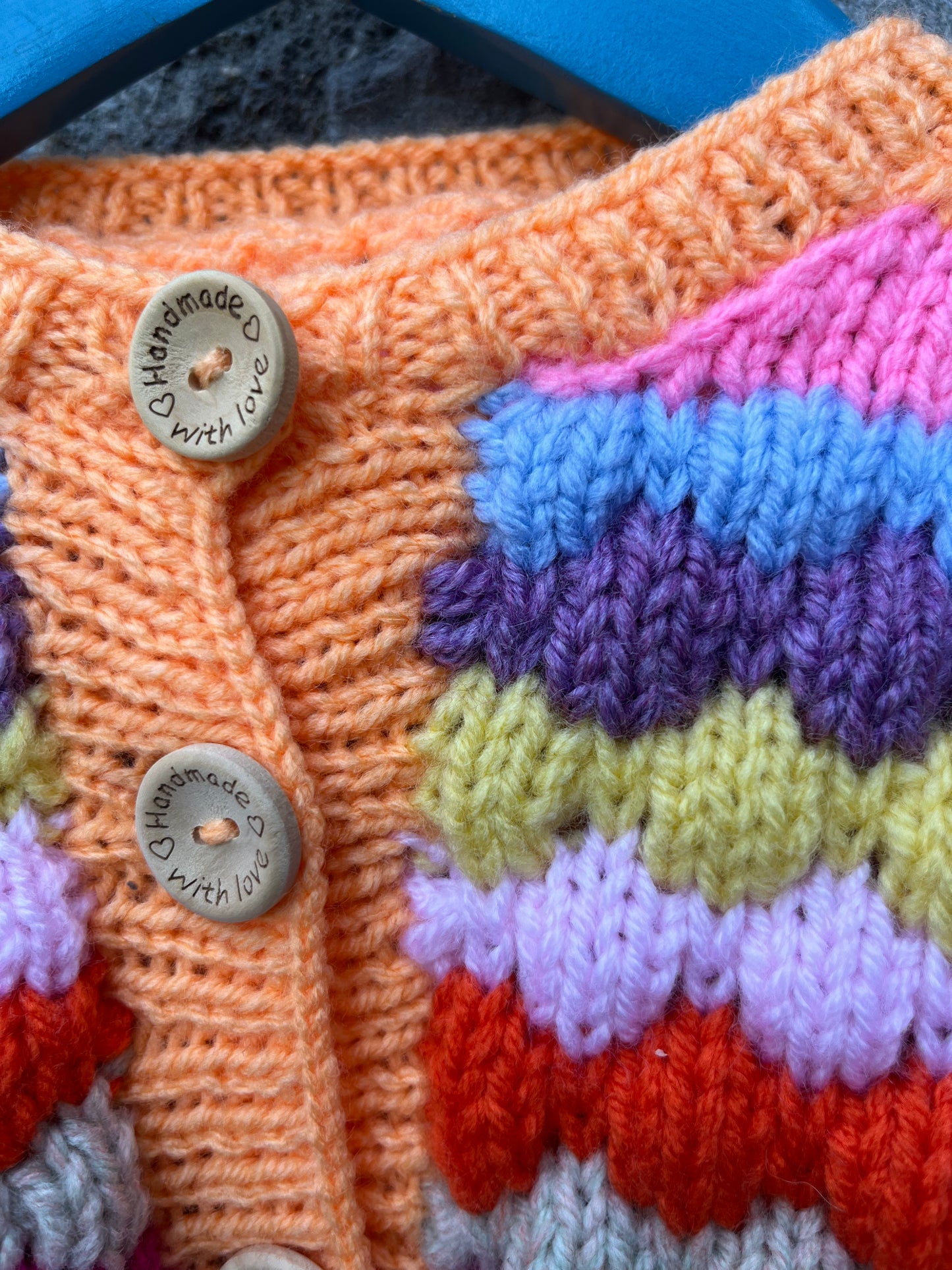 Rainbow bubble cardigan 3-4y (98-104cm)