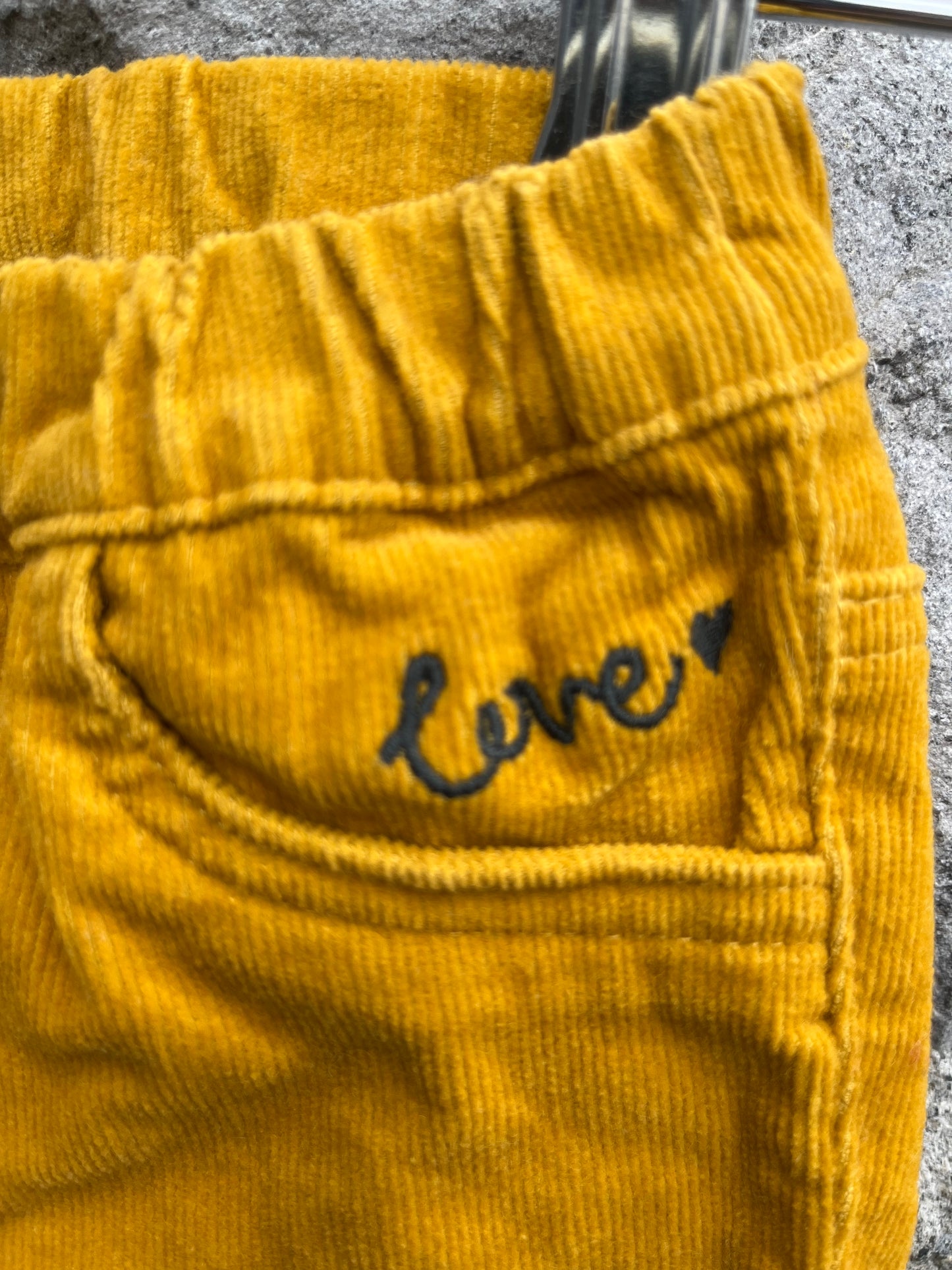 Yellow cord pants 4-6m (62-68cm)