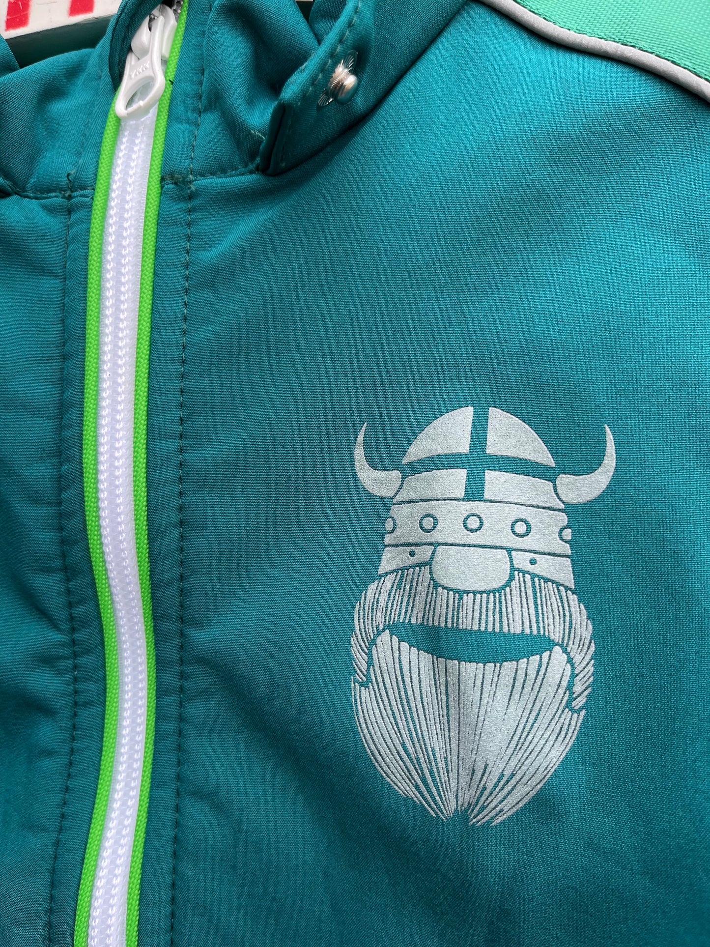 Green softshell suit 6m (68cm)