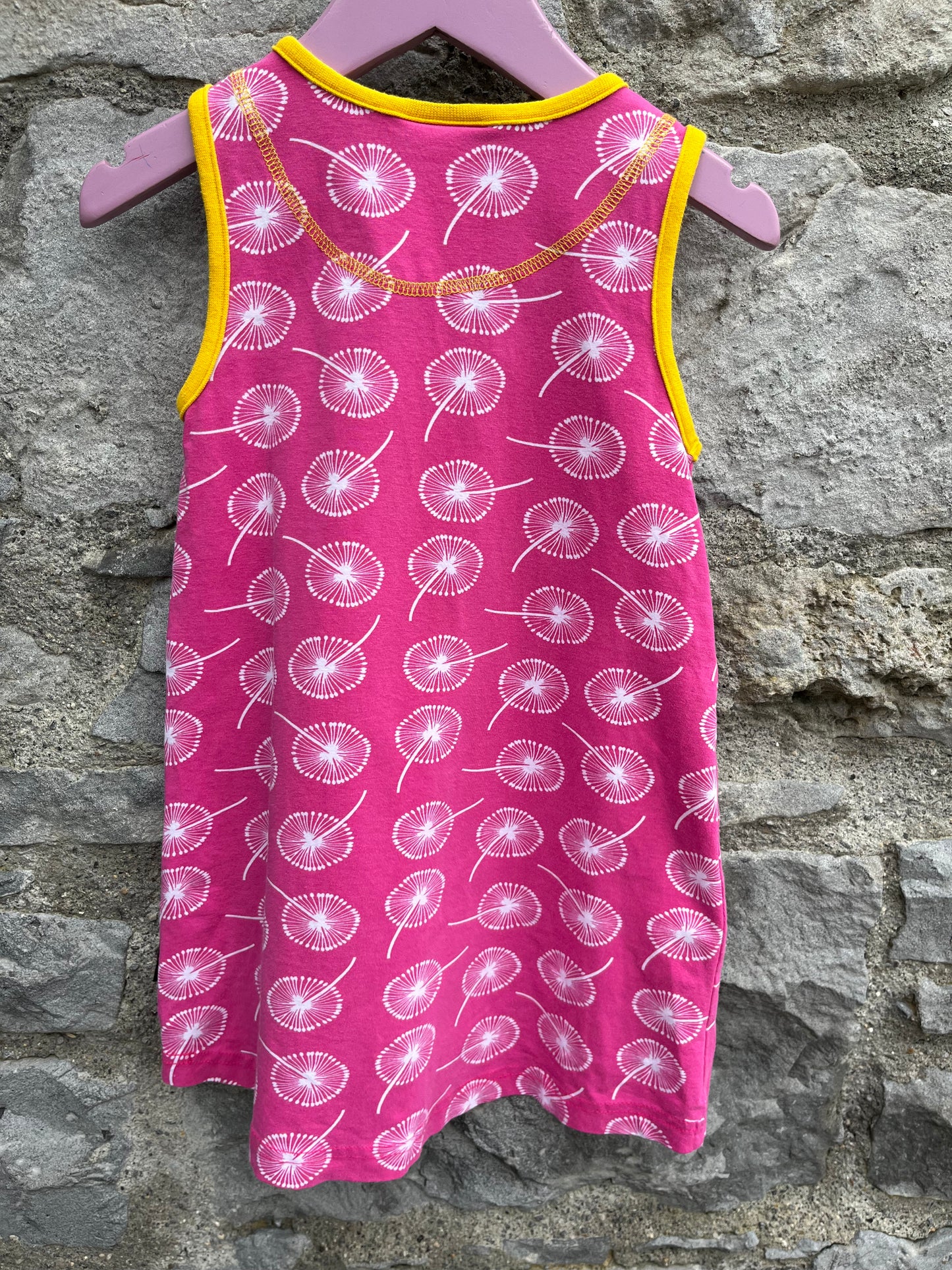 Pink dandelion pinafore 3-4y (98-104cm)
