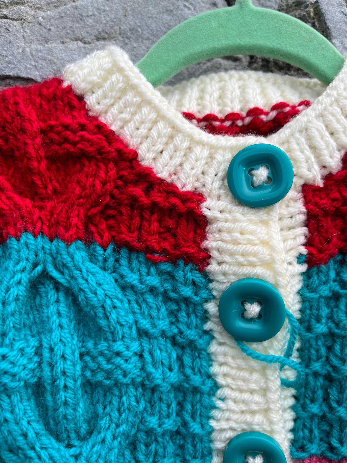Teal&red Aran style cardigan 2-3y (92-98cm)