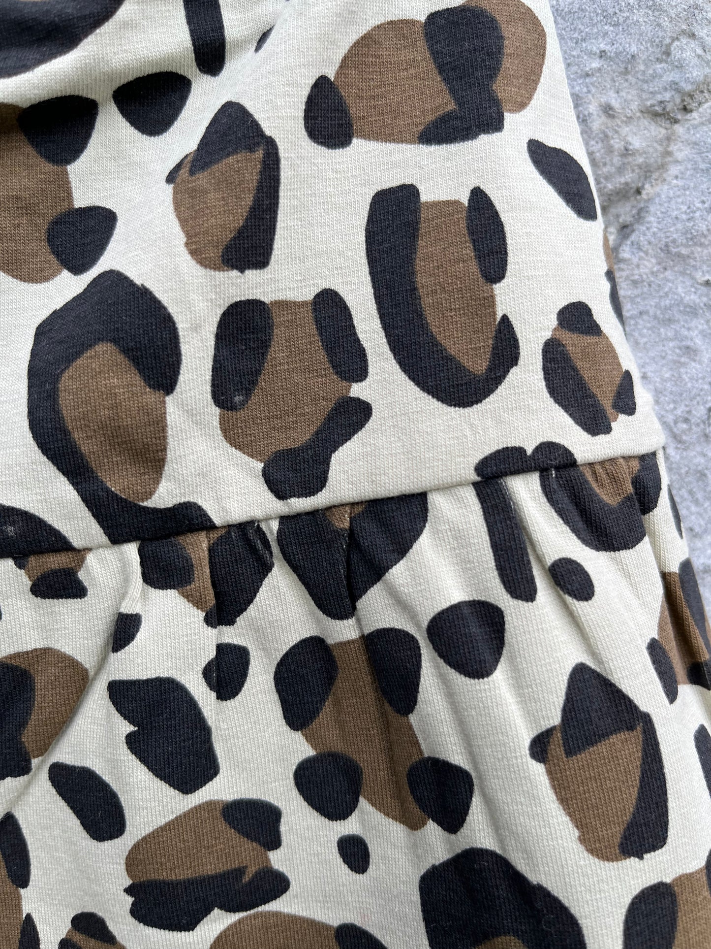 Leopard print skirt 3-4y (98-104cm)