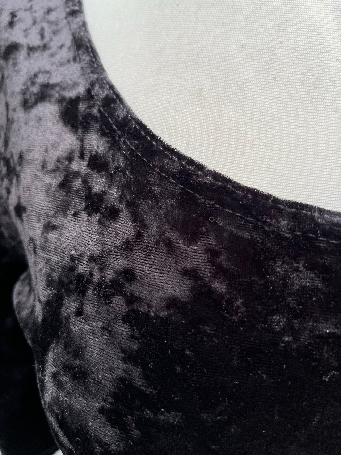 Black velvet dress uk 8