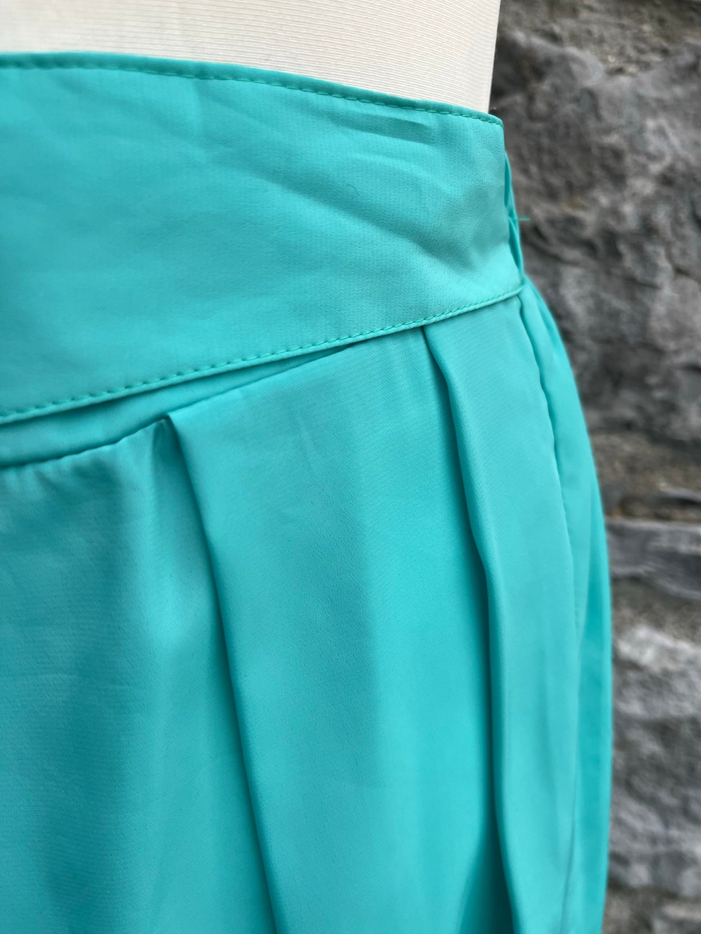 Green skirt uk 8-10