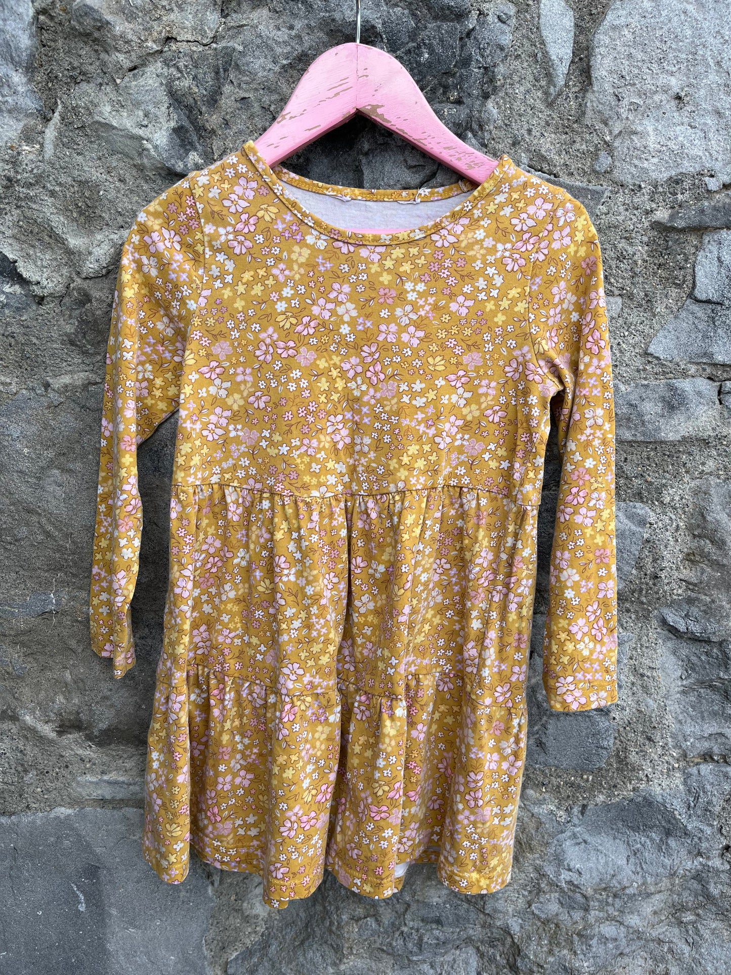 Mustard floral dress 9-10y (134-140cm)