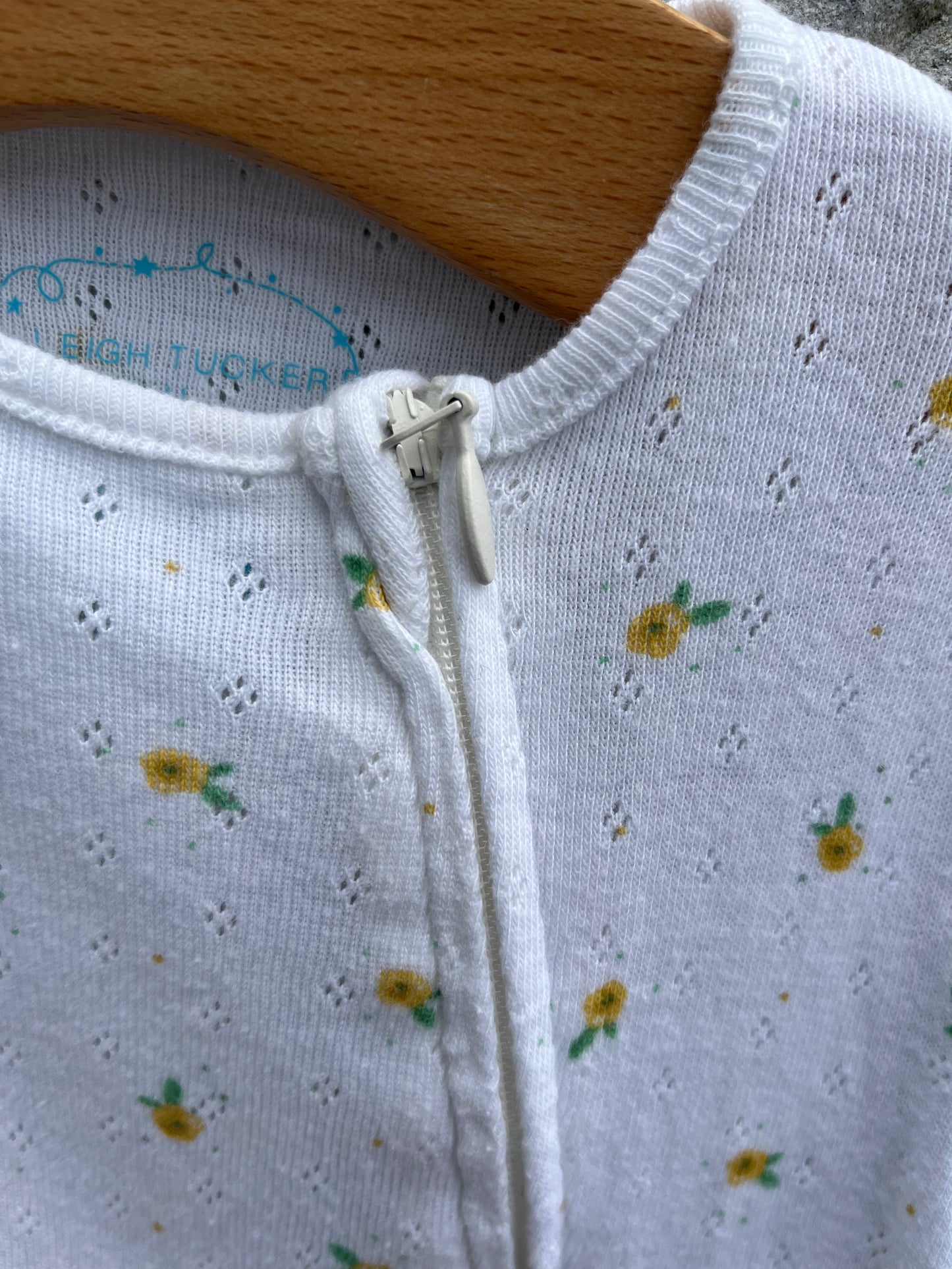 Pointelle floral onesie 3-6m (62-68cm)