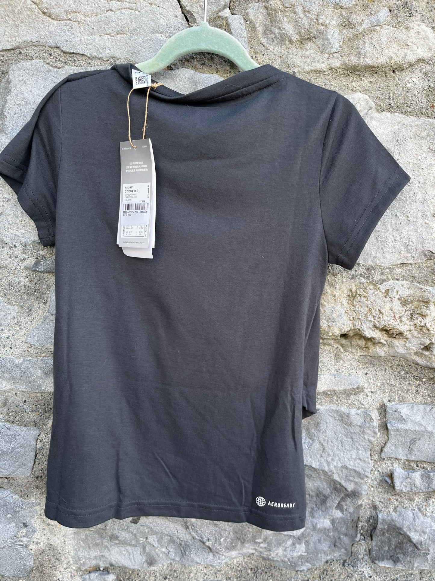 Charcoal yoga tee 9-10y (134-140cm)