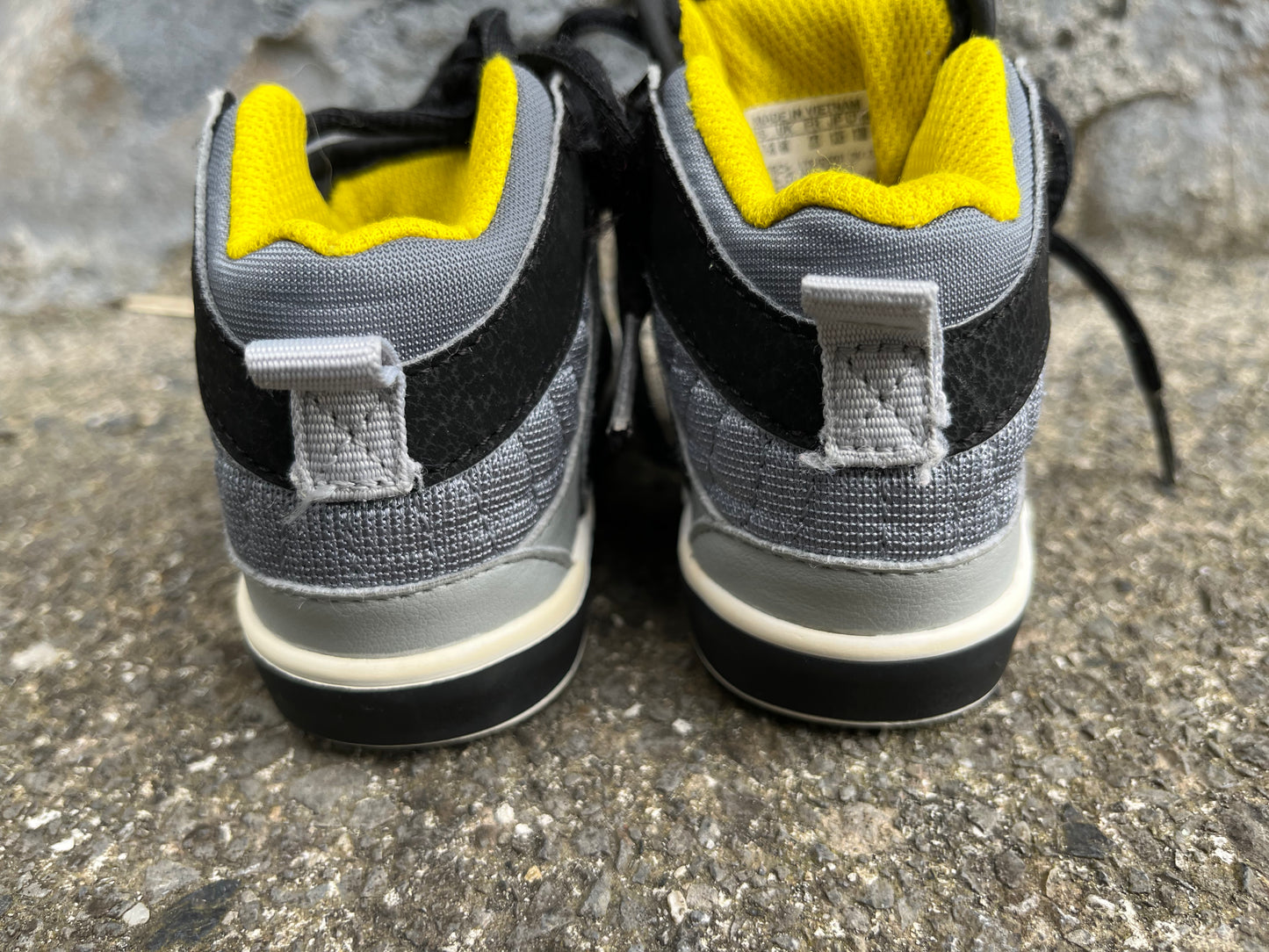 Black runners uk 6 (eu 24)