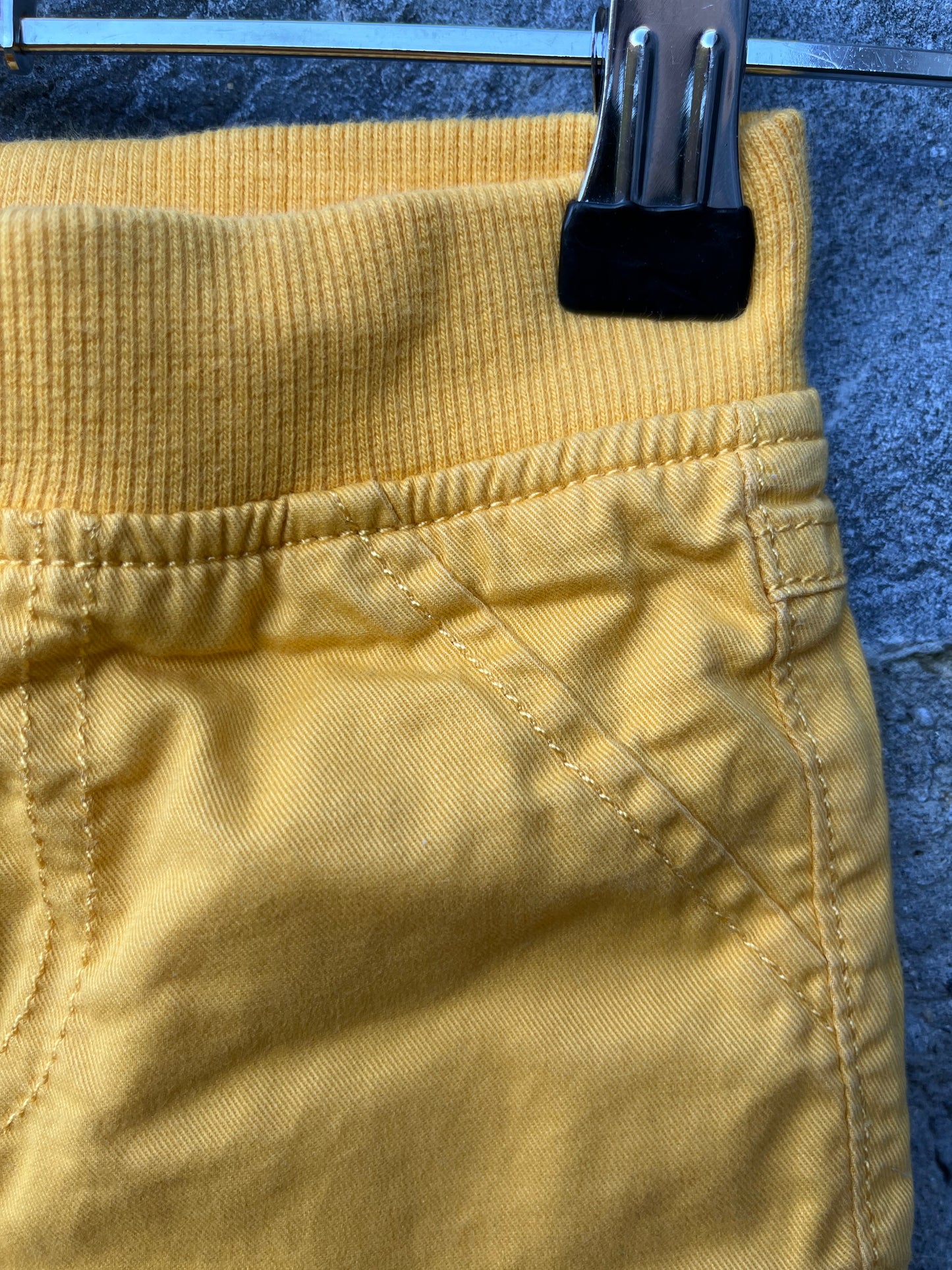 Yellow pants 3-6m (62-68cm)
