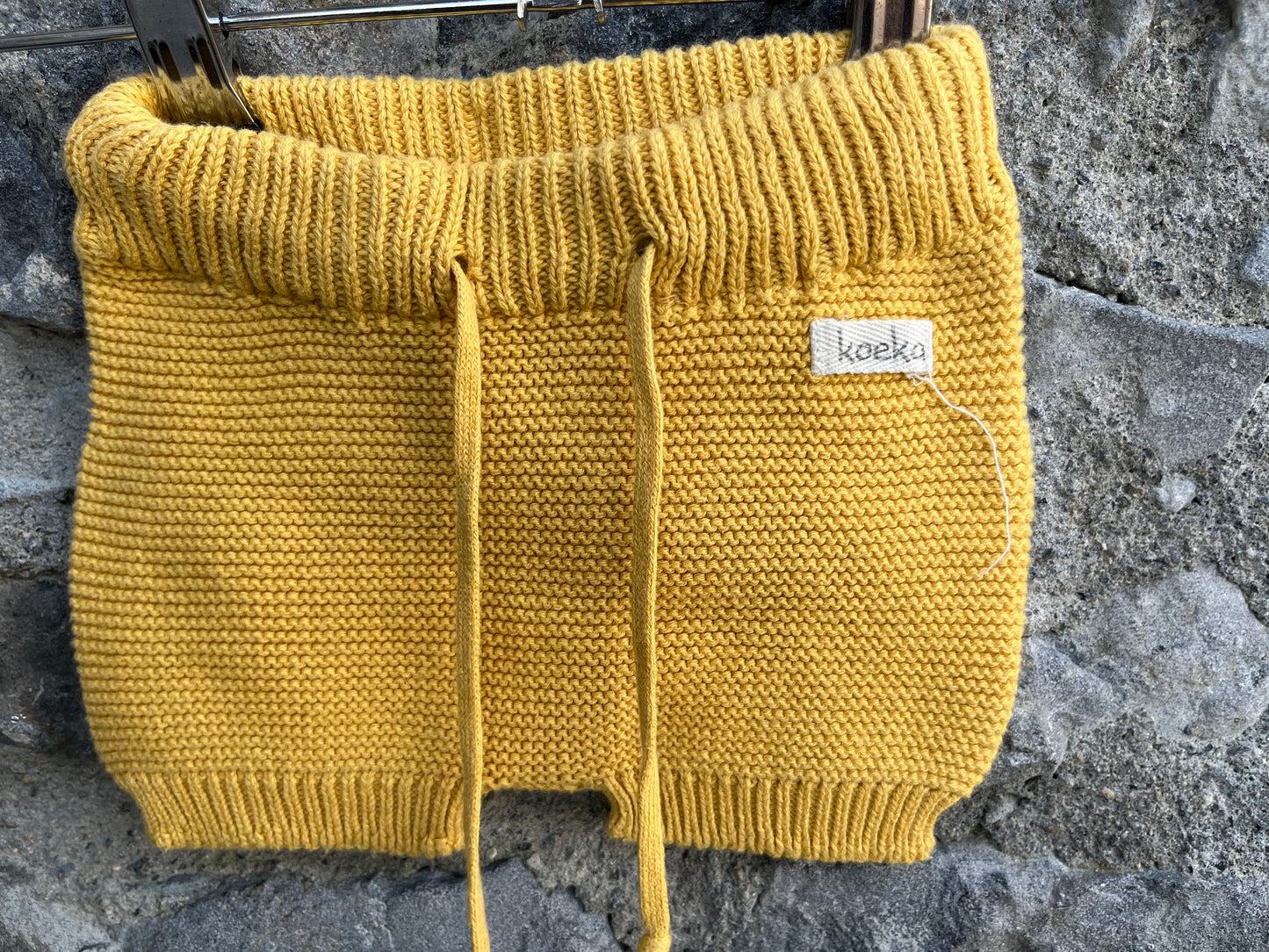 Yellow knitted shorts 3-6m (62-68cm)