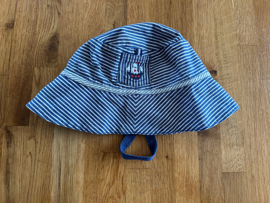 Navy stripy hat  12-24m (80-92cm)