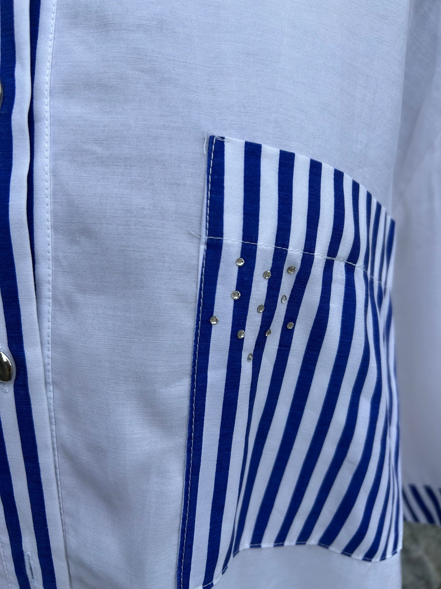90s white stripy shirt Large