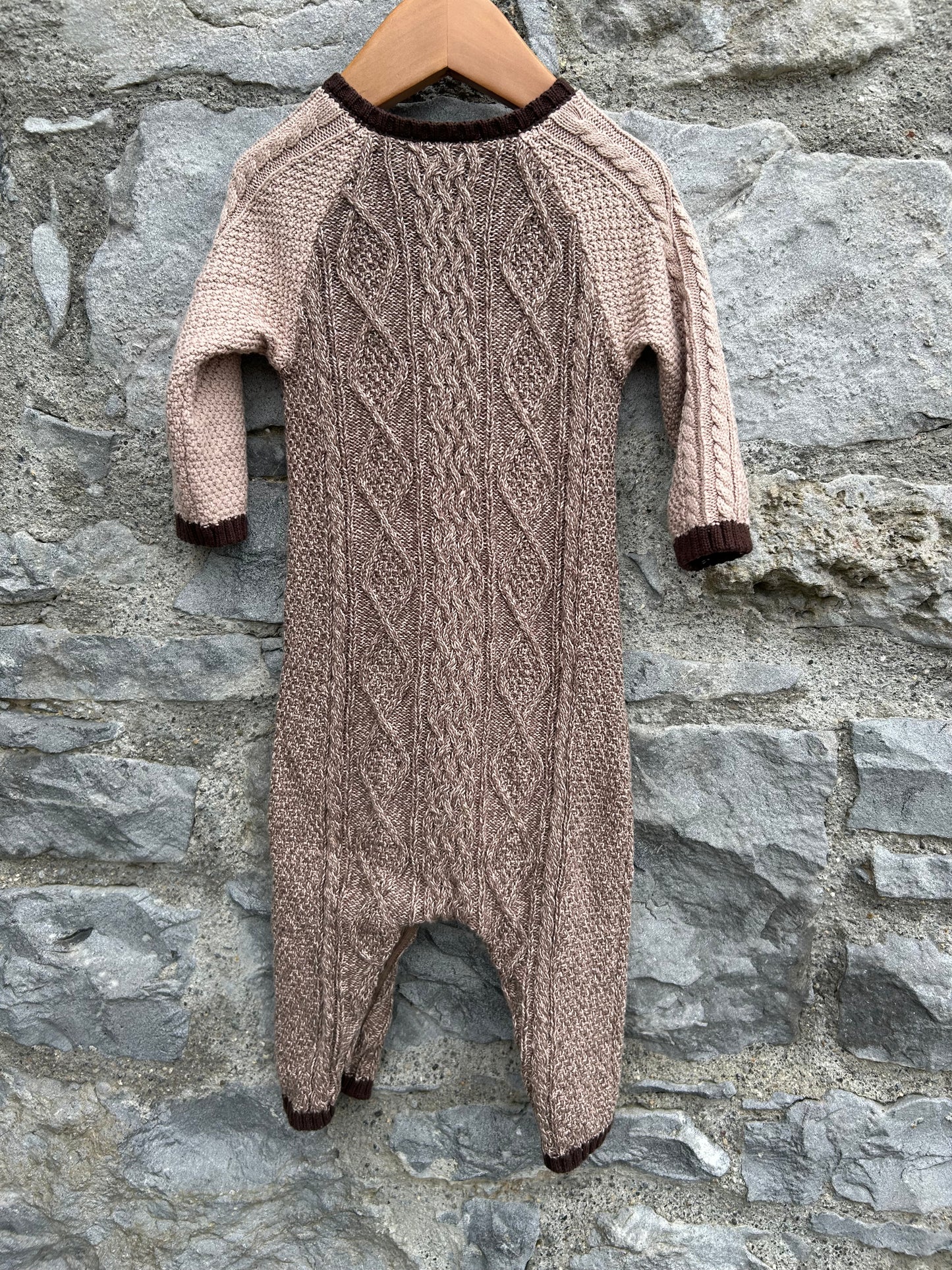 Brown&beige knitted onesie 6-9m (68-74cm)